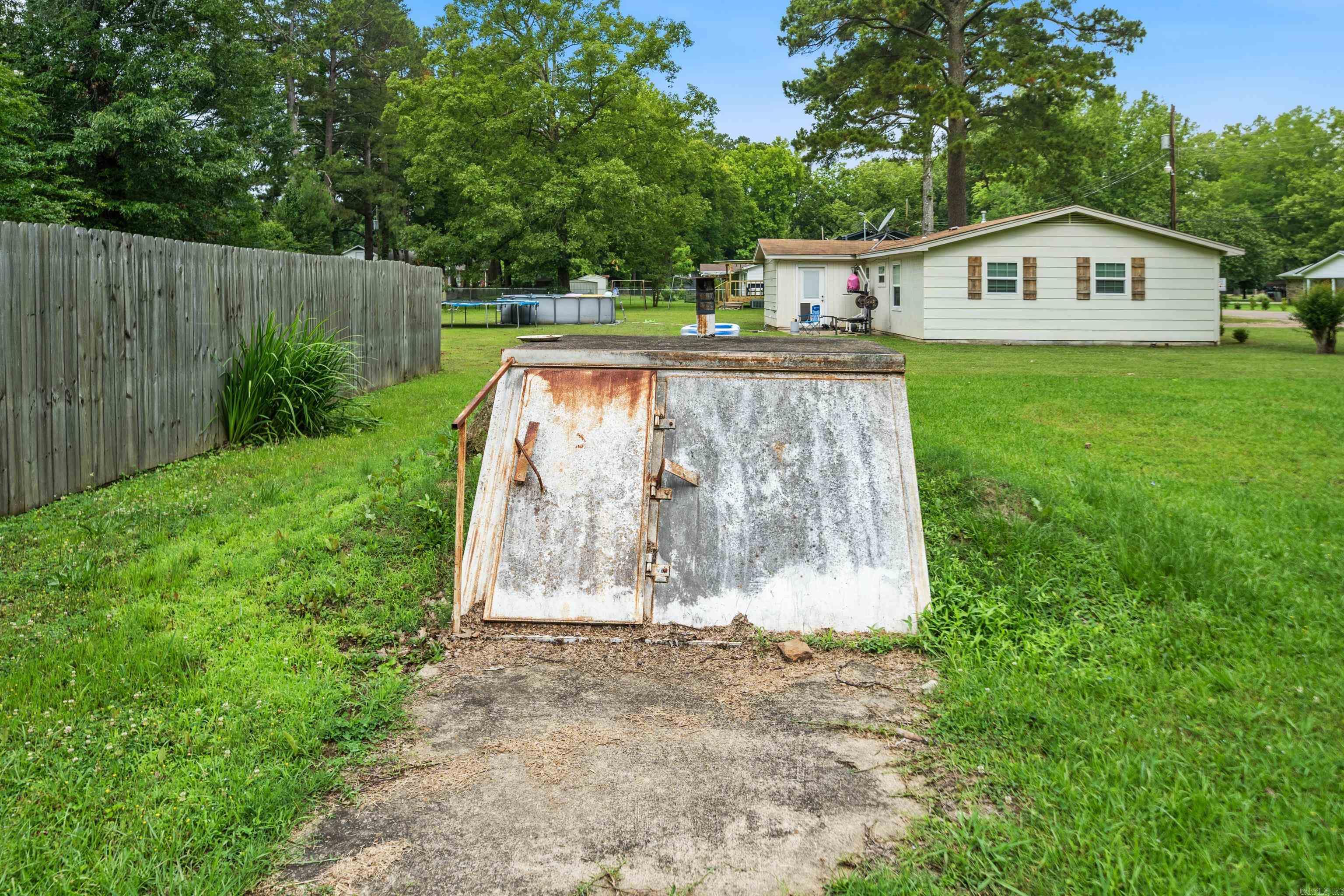 1108 E CRAYTON  Gurdon, AR