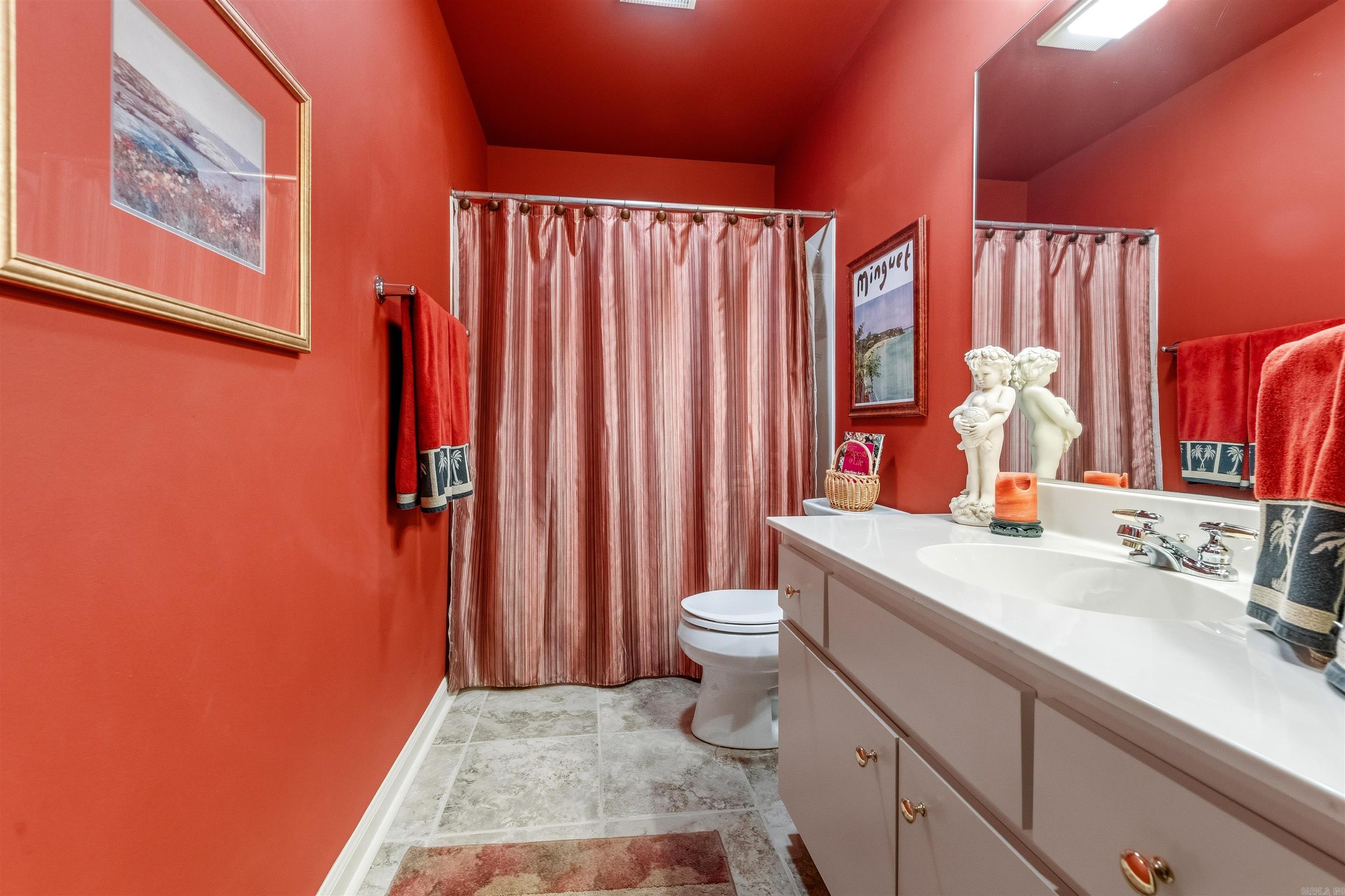 9 E Lake  North Little Rock, AR