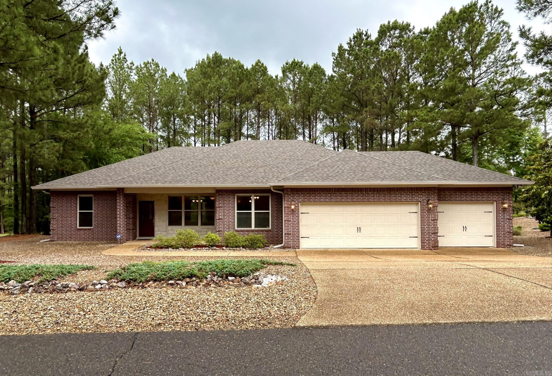 1 Victoria Lane  Hot Springs Village, AR