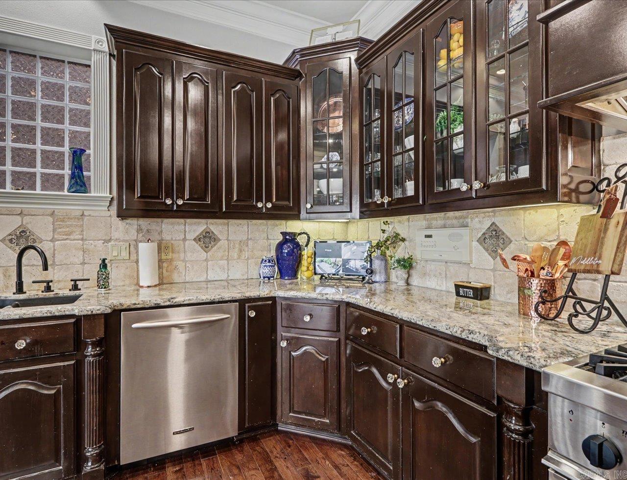 333 Paradise Point  Hot Springs, AR