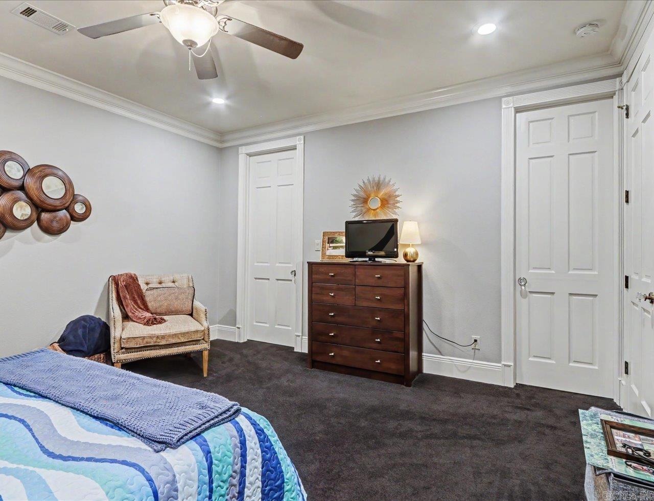 333 Paradise Point  Hot Springs, AR