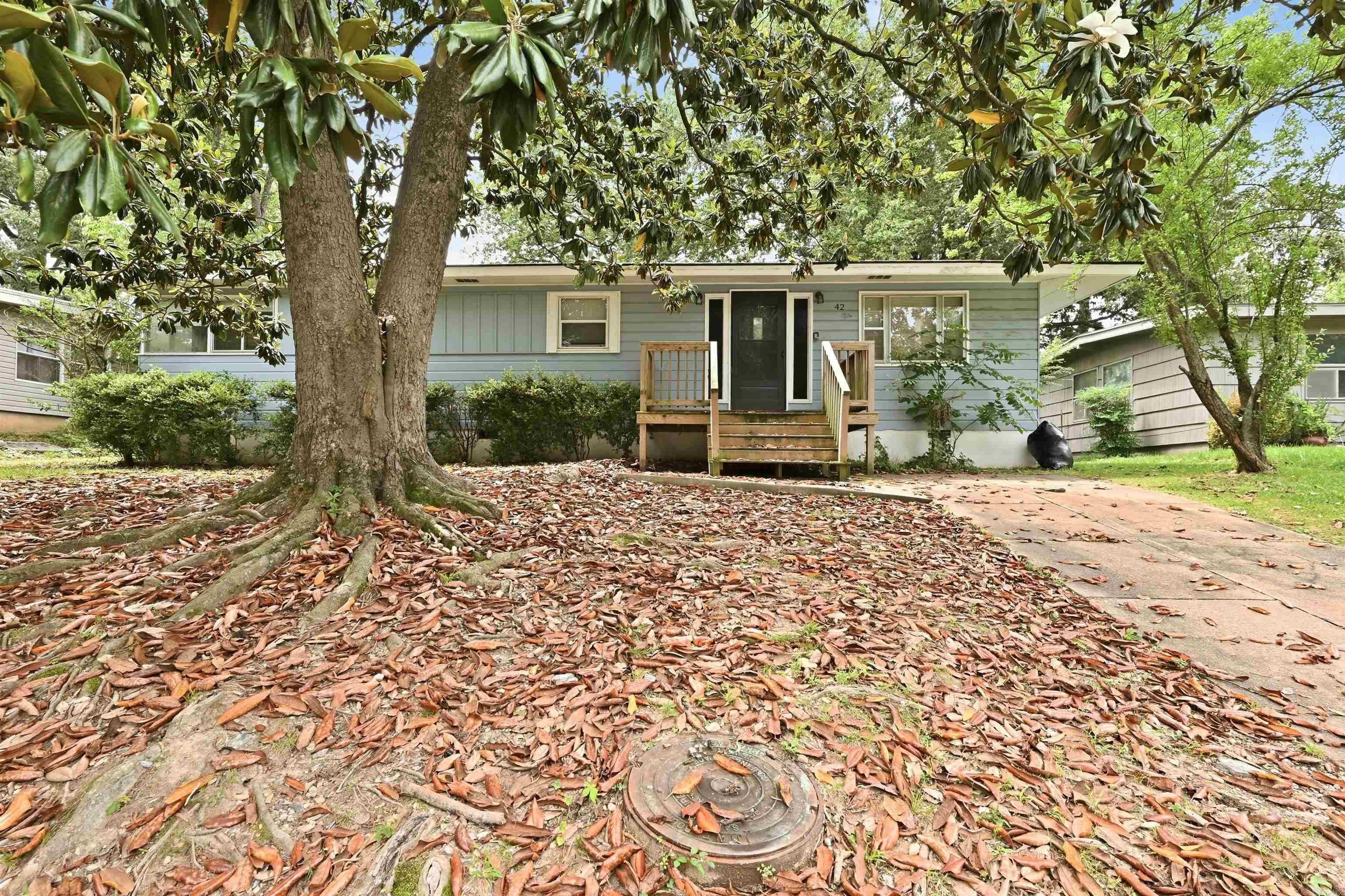 42 N Meadowcliff  Little Rock, AR