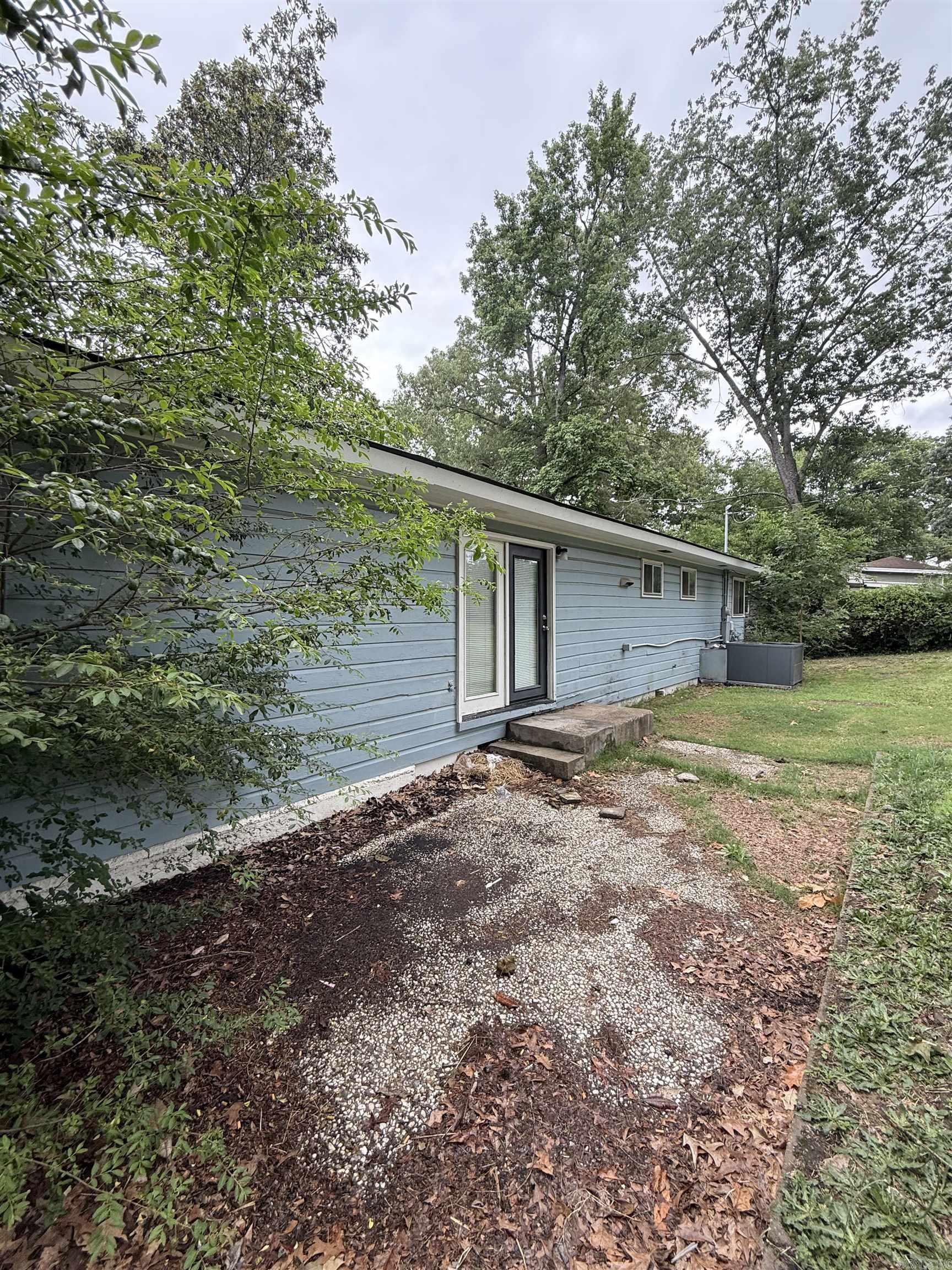 42 N Meadowcliff  Little Rock, AR