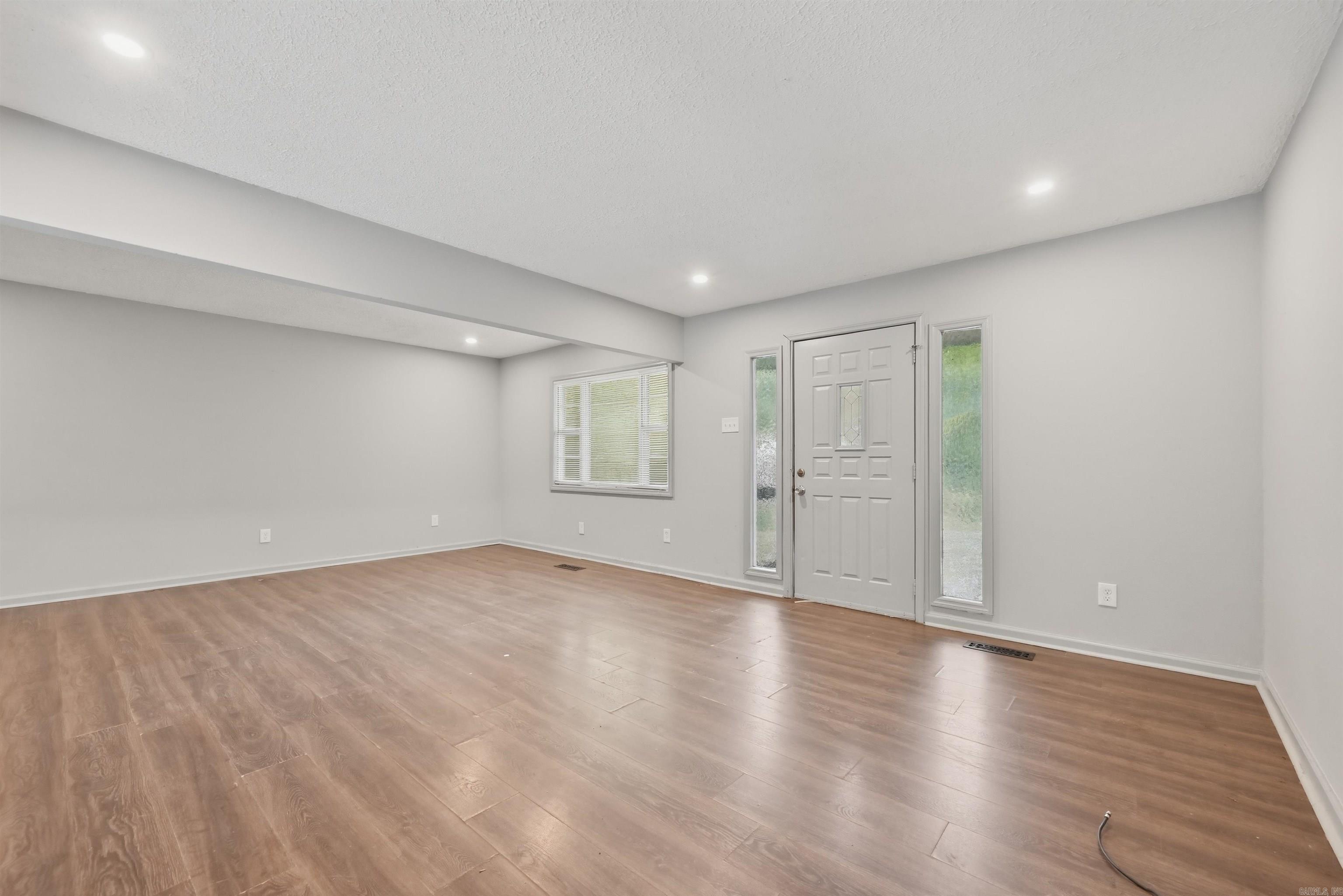 42 N Meadowcliff  Little Rock, AR