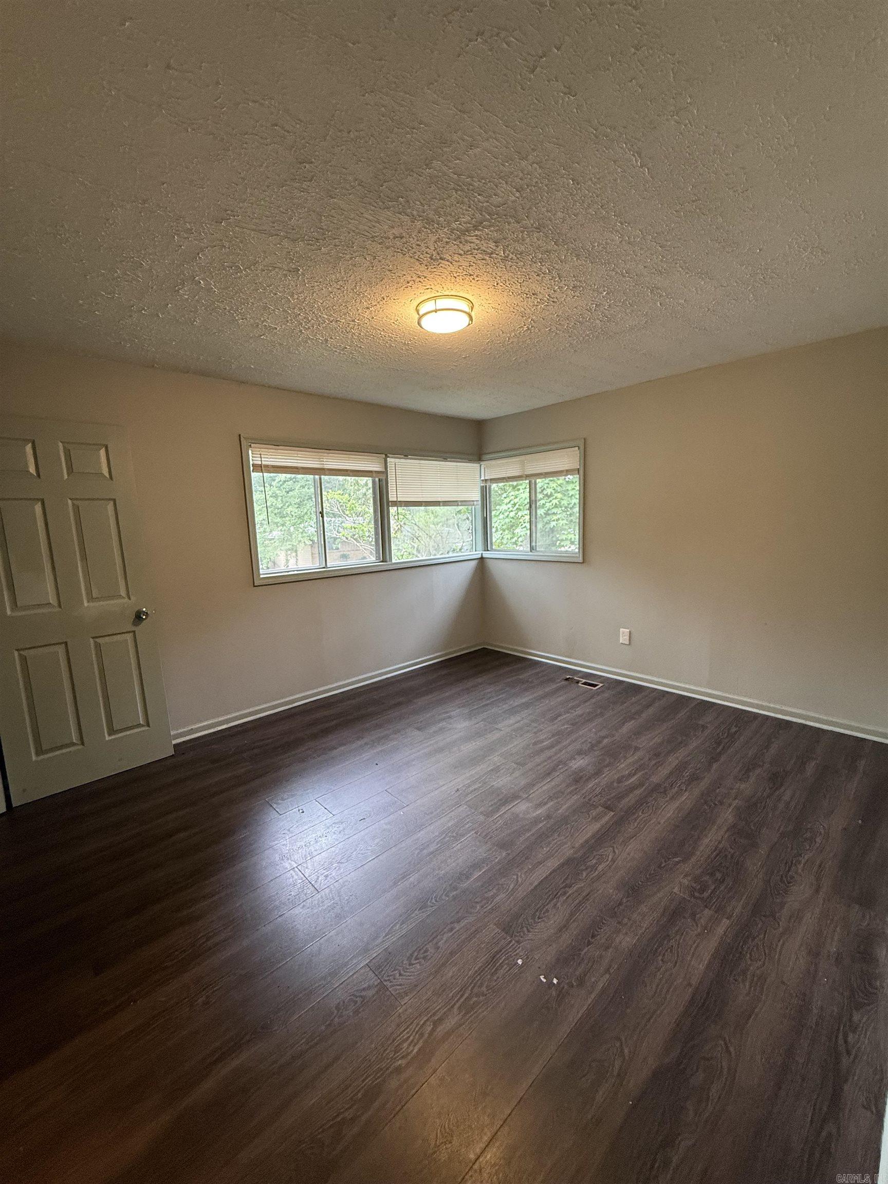 42 N Meadowcliff  Little Rock, AR