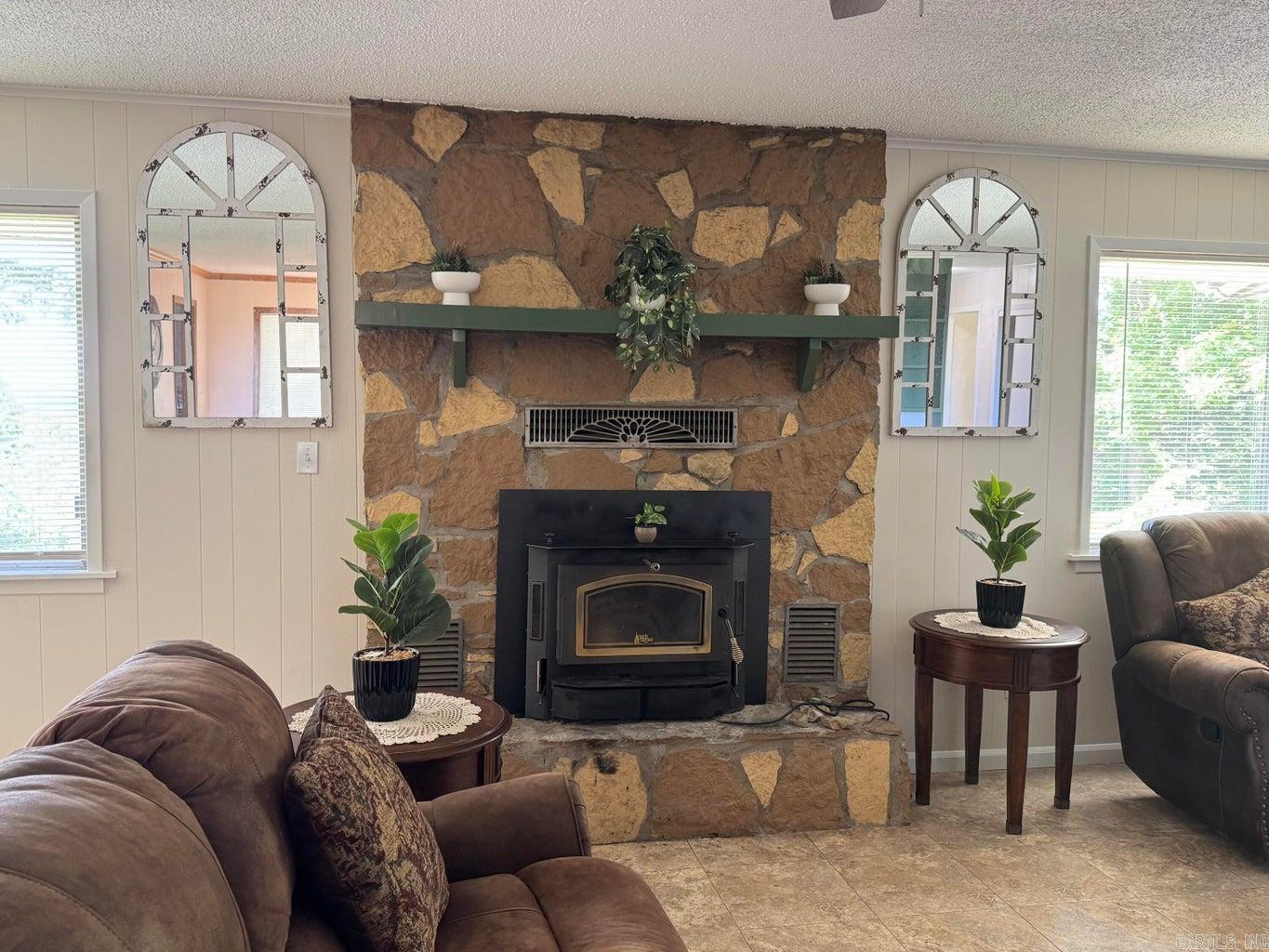 1323 Riverview  Horseshoe Bend, AR