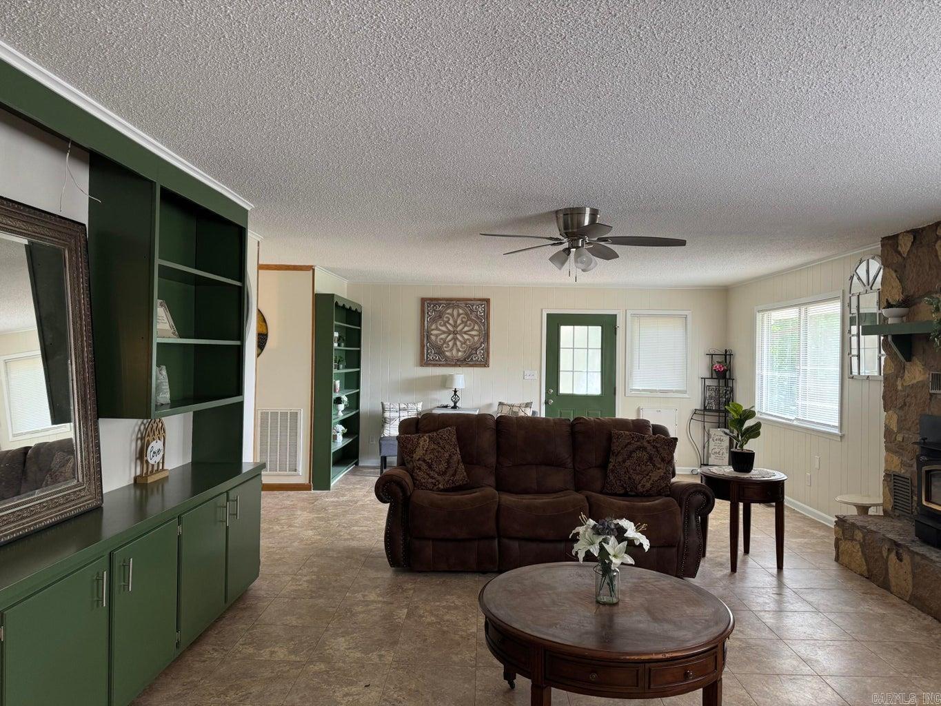 1323 Riverview  Horseshoe Bend, AR