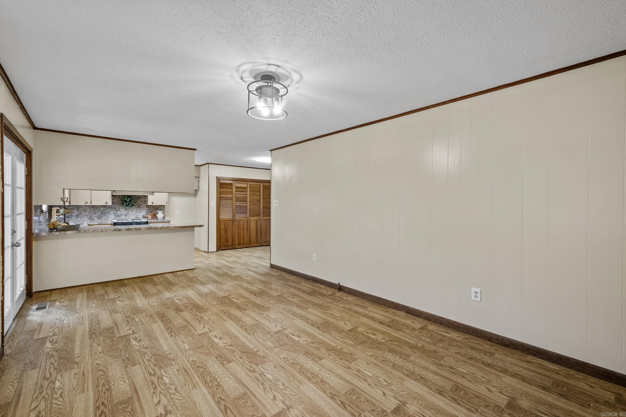 2371 Hwy 16  Searcy, AR