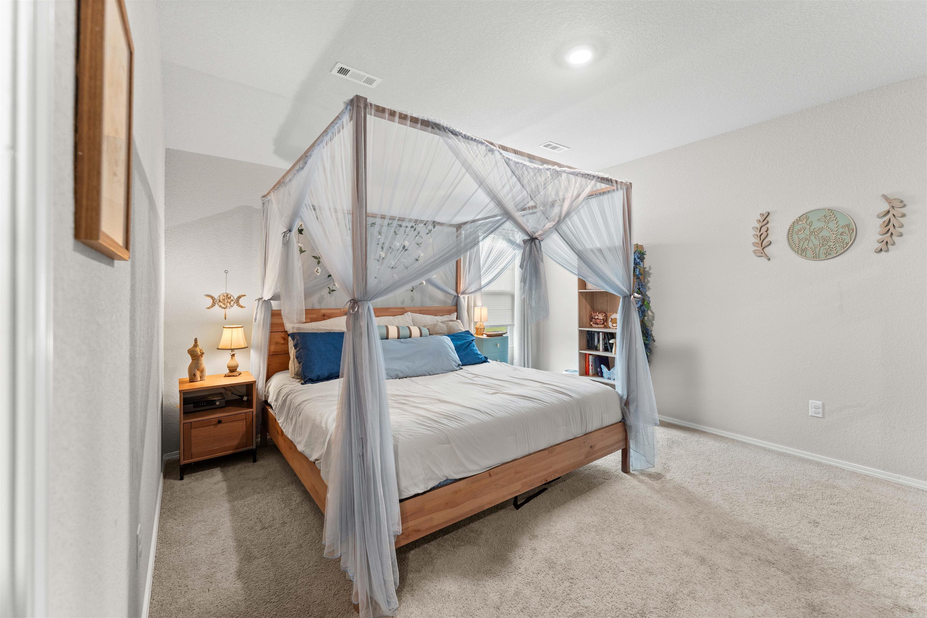 10 Farmhouse  Vilonia, AR