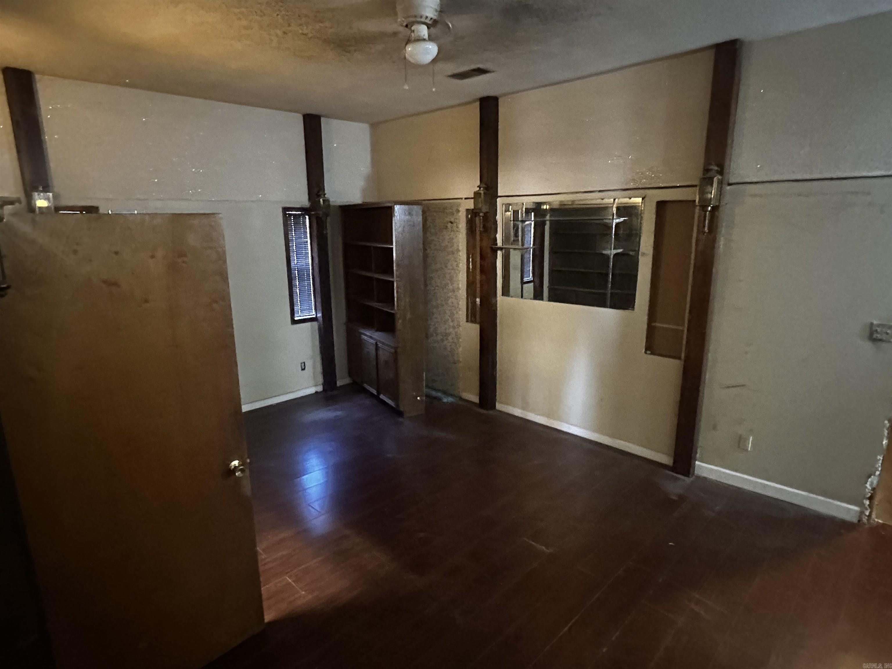 4322 W 17Th St  Little Rock, AR