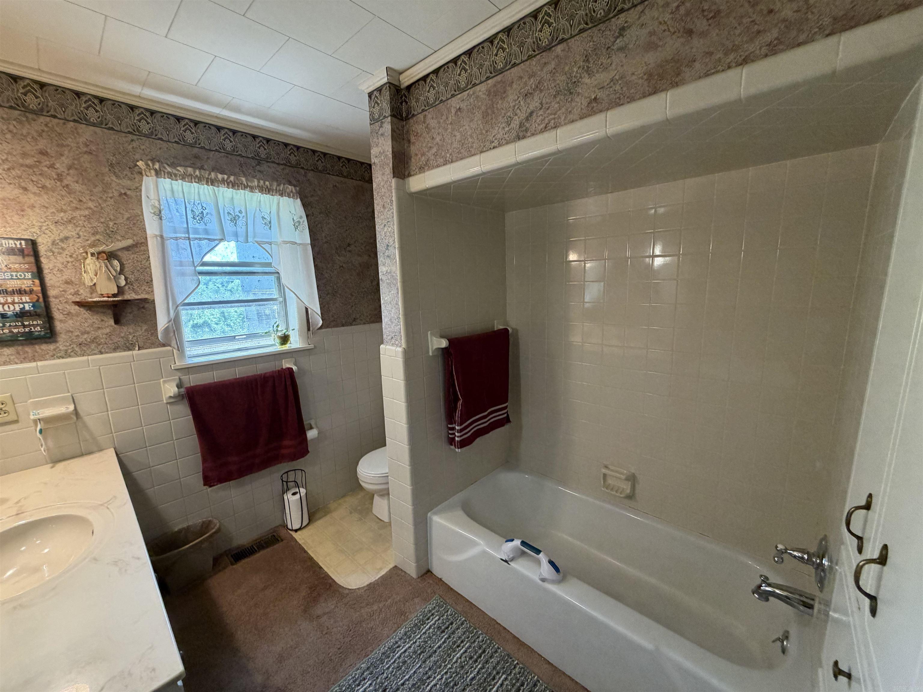 1700 S 12th  Piggott, AR