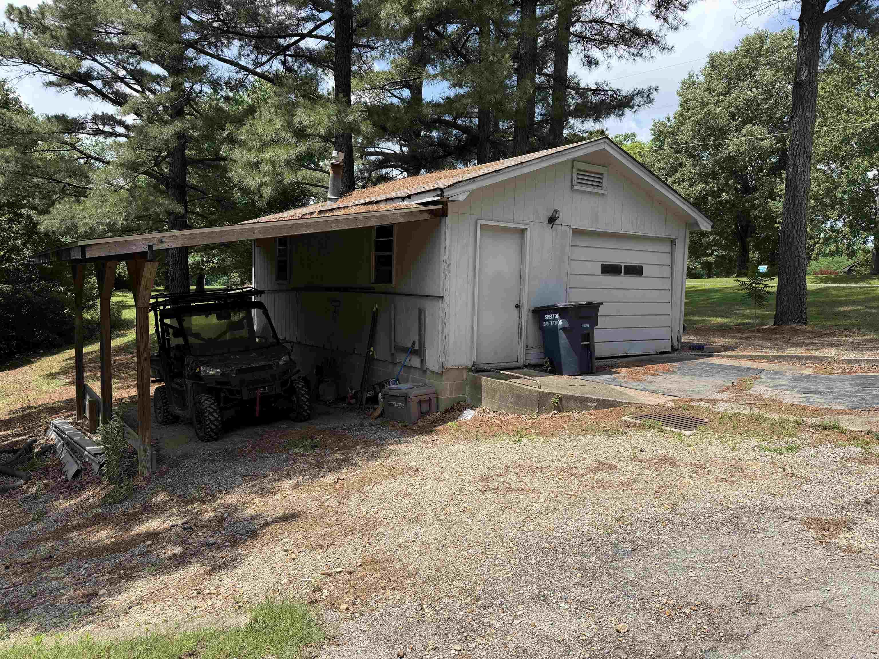 1700 S 12th  Piggott, AR