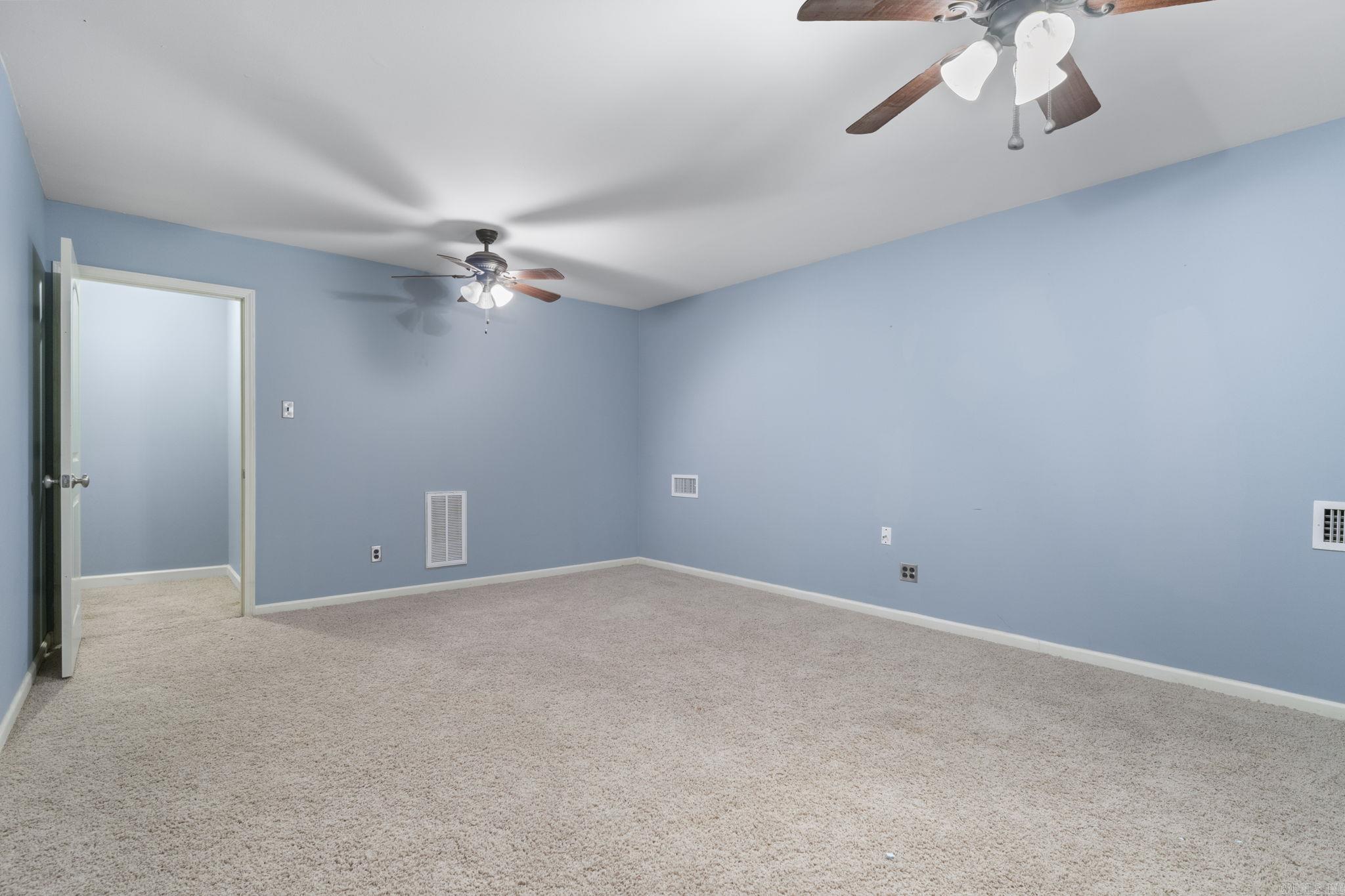 8406 Wolf Creek  Sherwood, AR
