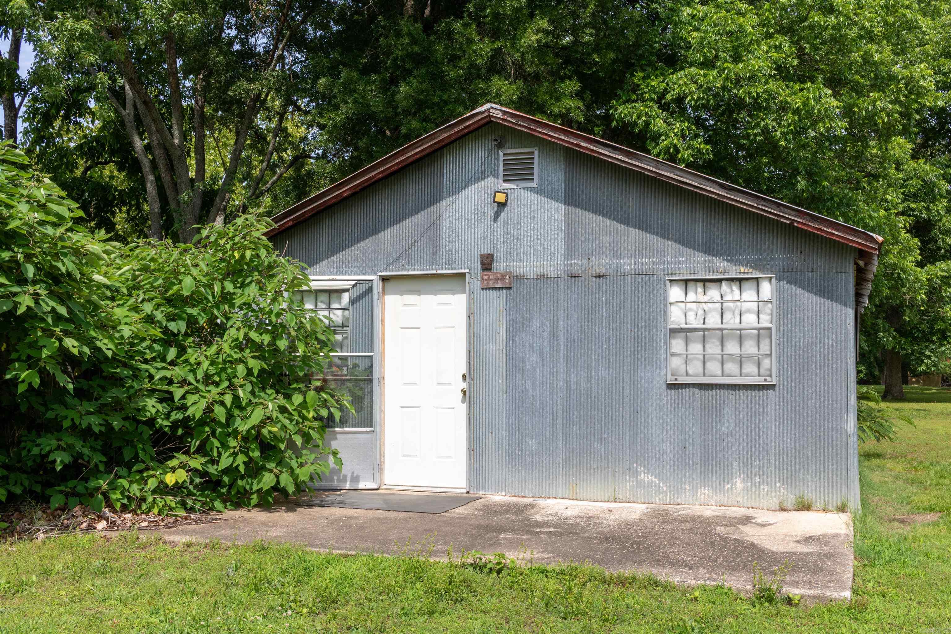 54 N BROADVIEW HWY 65 N Greenbrier, AR