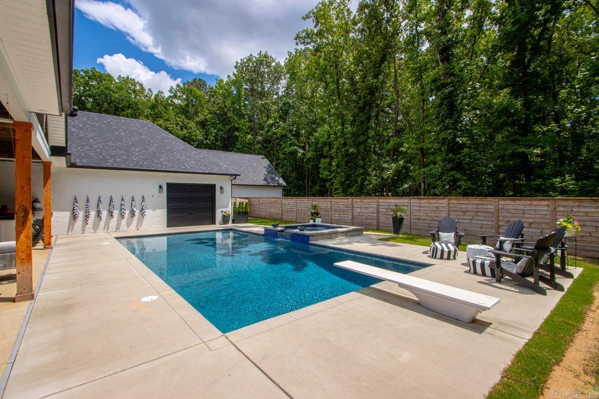 810 Caddo  Benton, AR