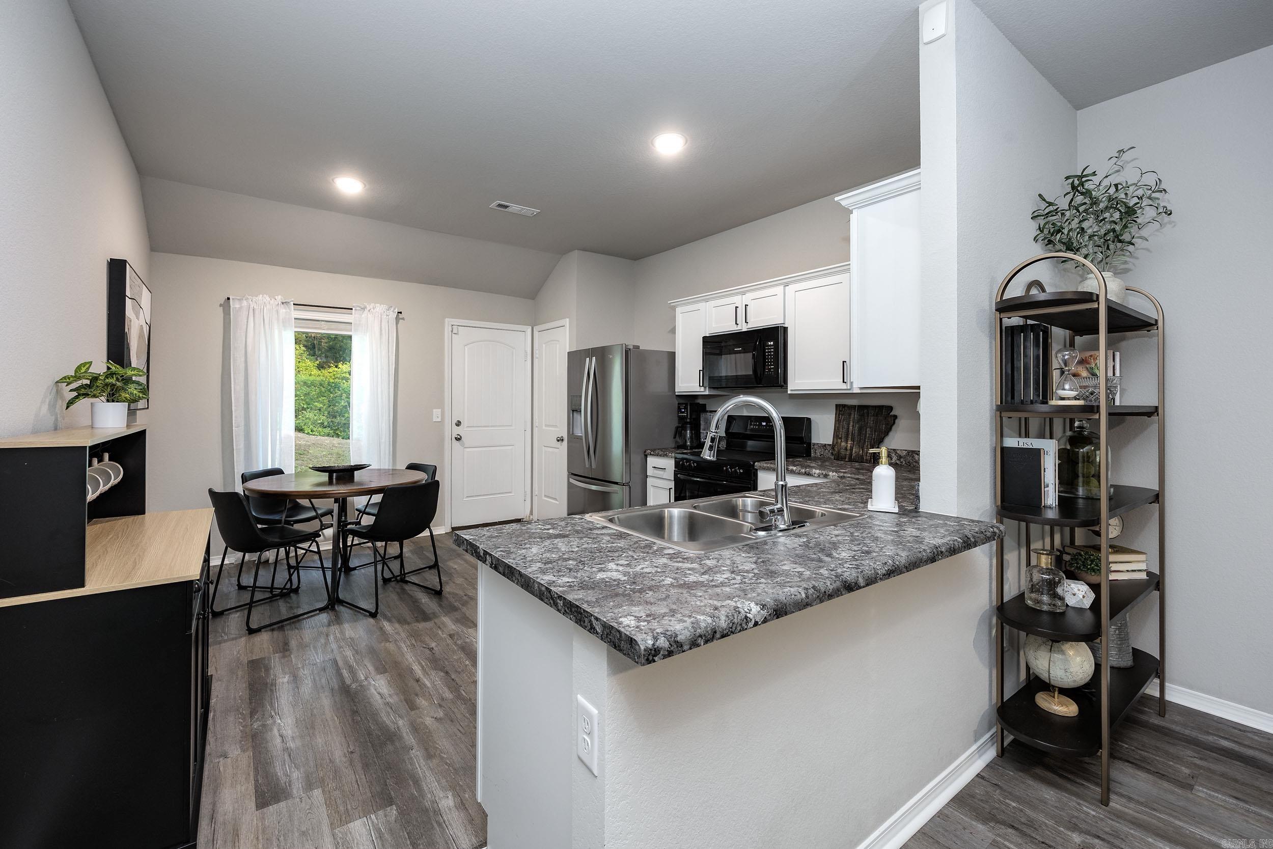 5049 Windflower Cv  Alexander, AR