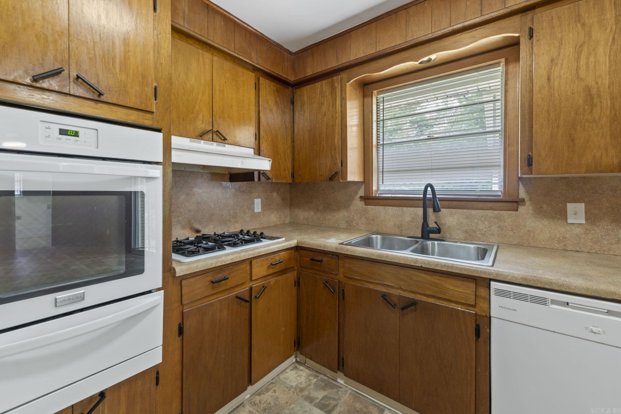 7801 McDaniel  Little Rock, AR