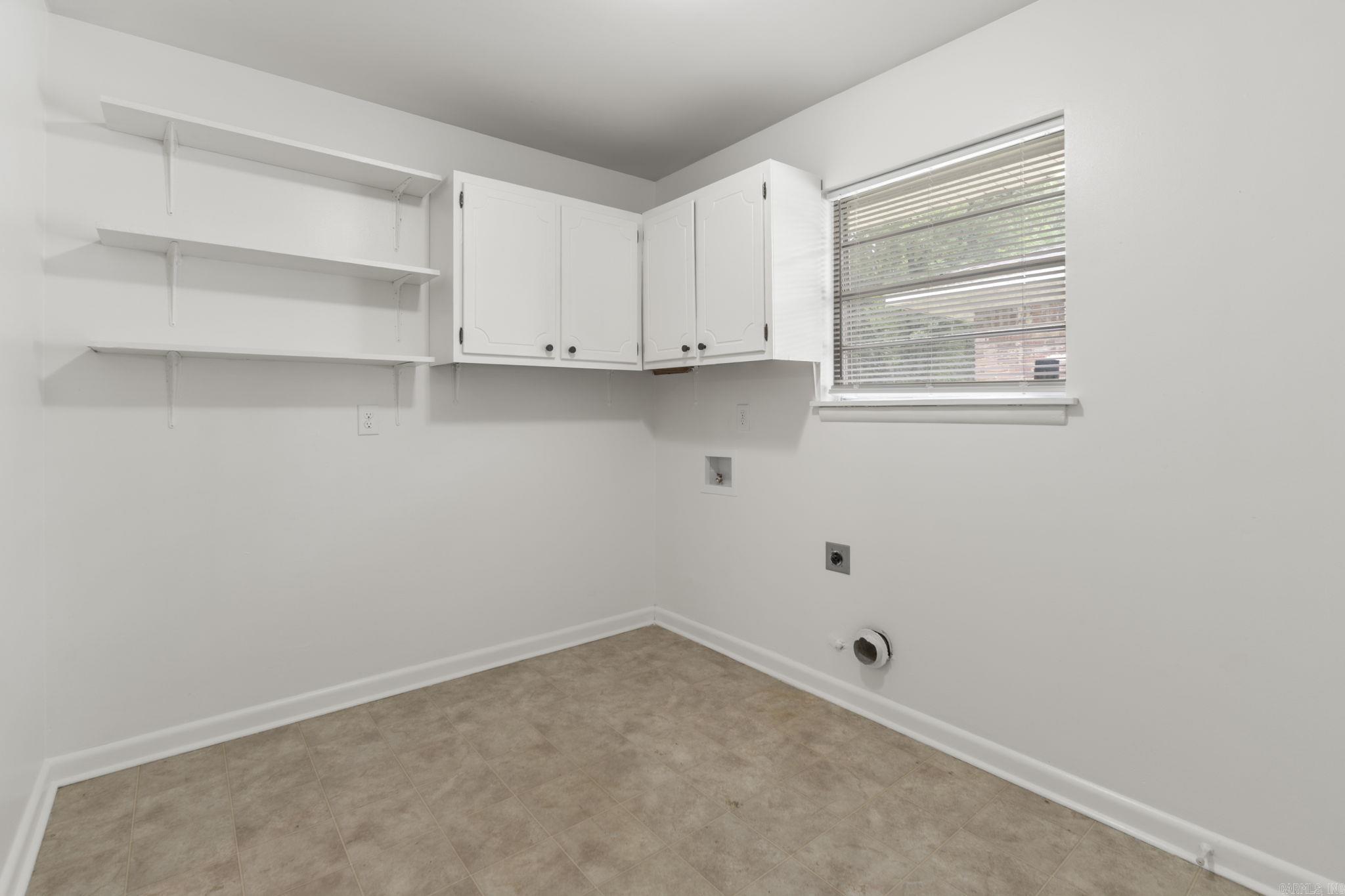 7801 McDaniel  Little Rock, AR