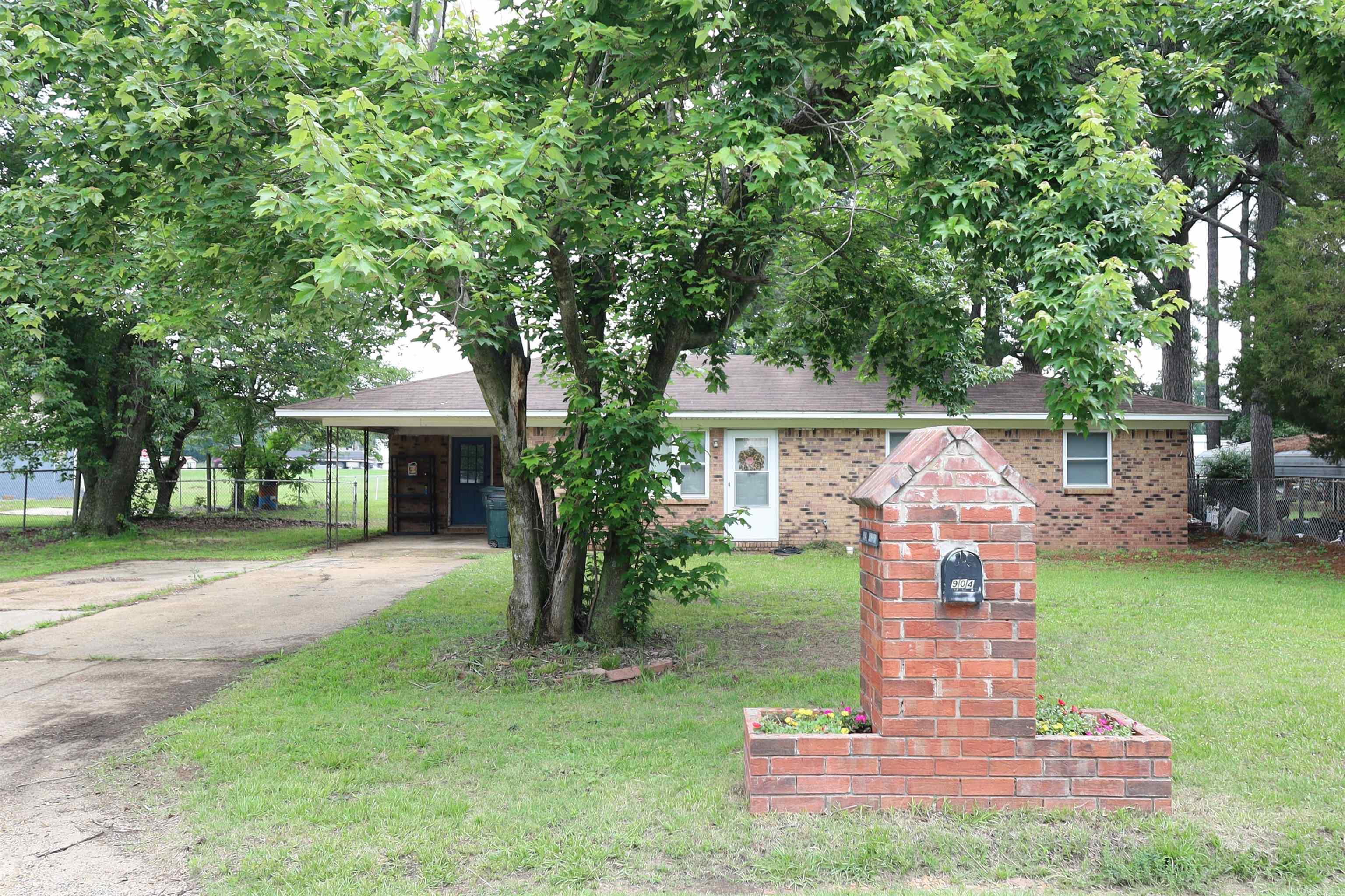 904 Johnson  Lake City, AR