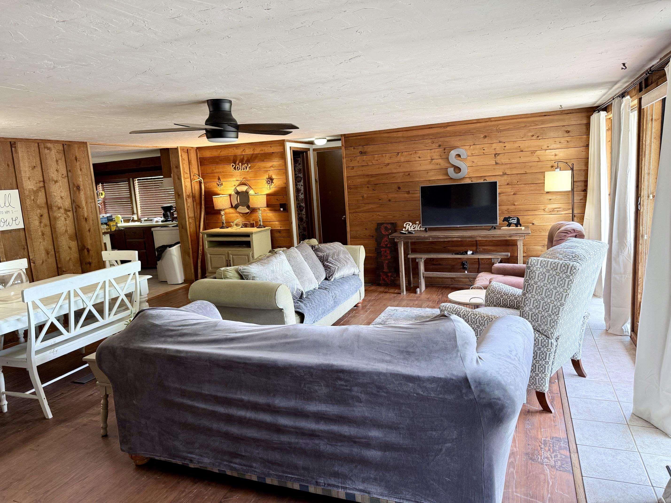 5 Deer Creek  Higden, AR