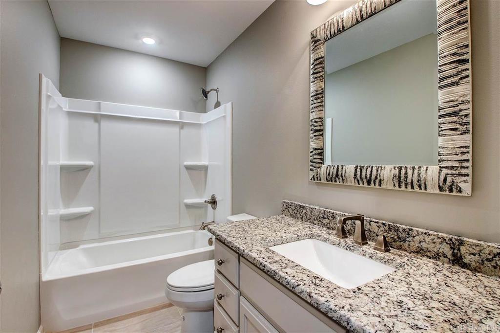 928 Heritage Cove Row  Redfield, AR
