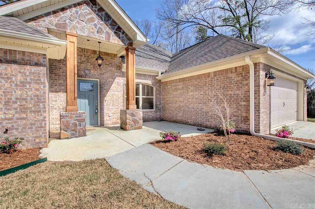 928 Heritage Cove Row  Redfield, AR