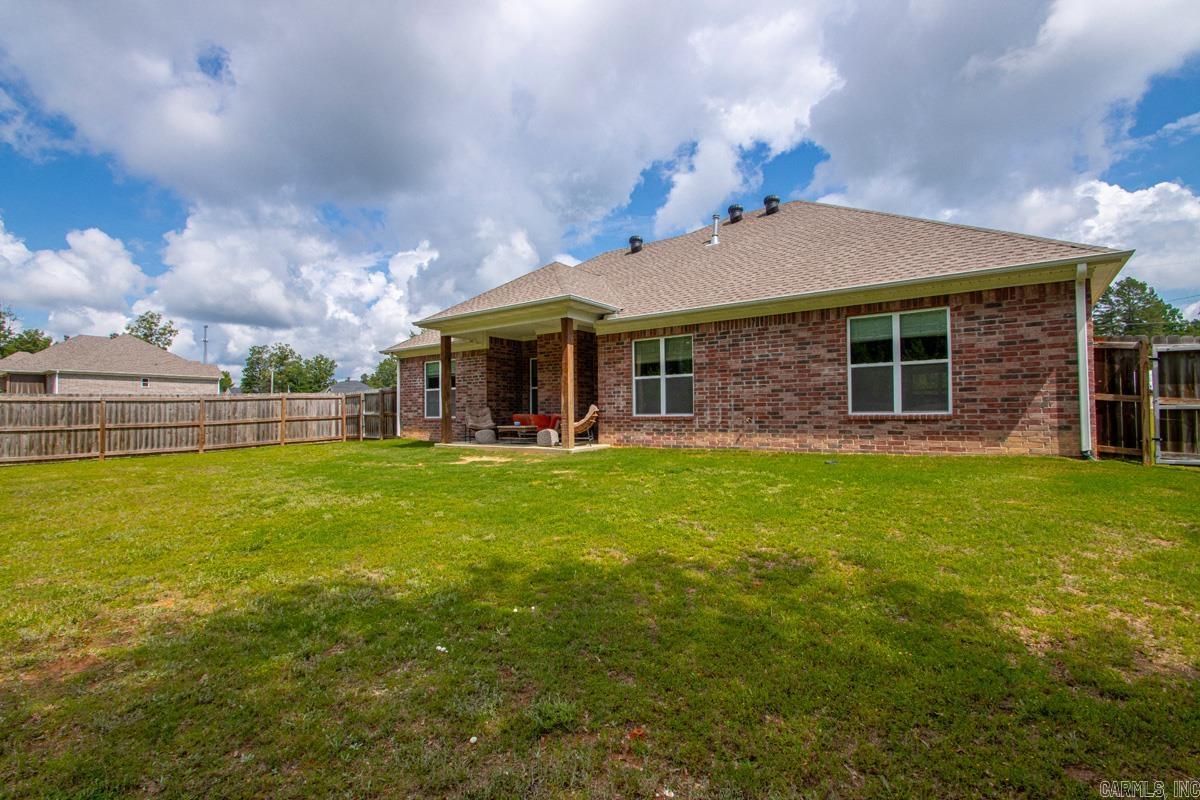 21229 Meadows Acres  Hensley, AR