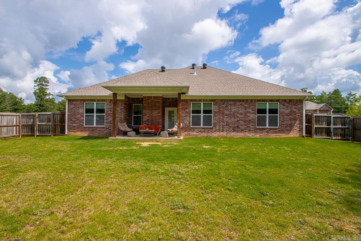 21229 Meadows Acres  Hensley, AR
