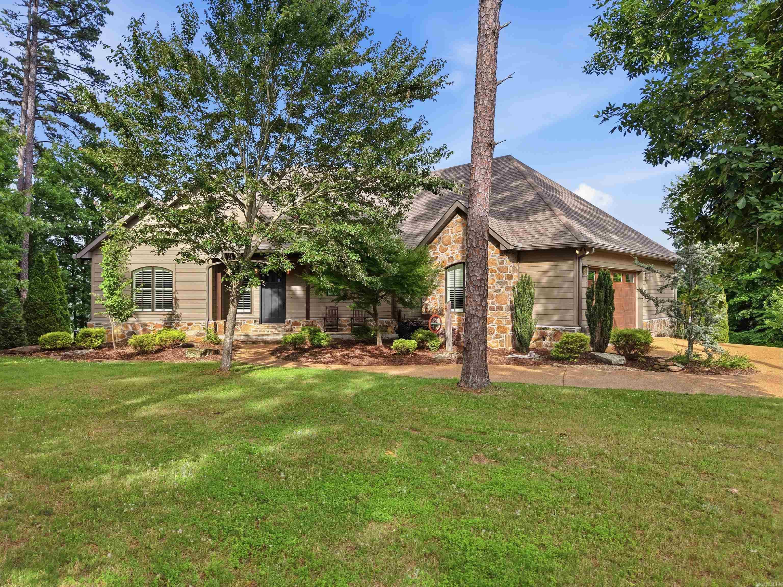 61 The Bluffs Dr  Edgemont, AR
