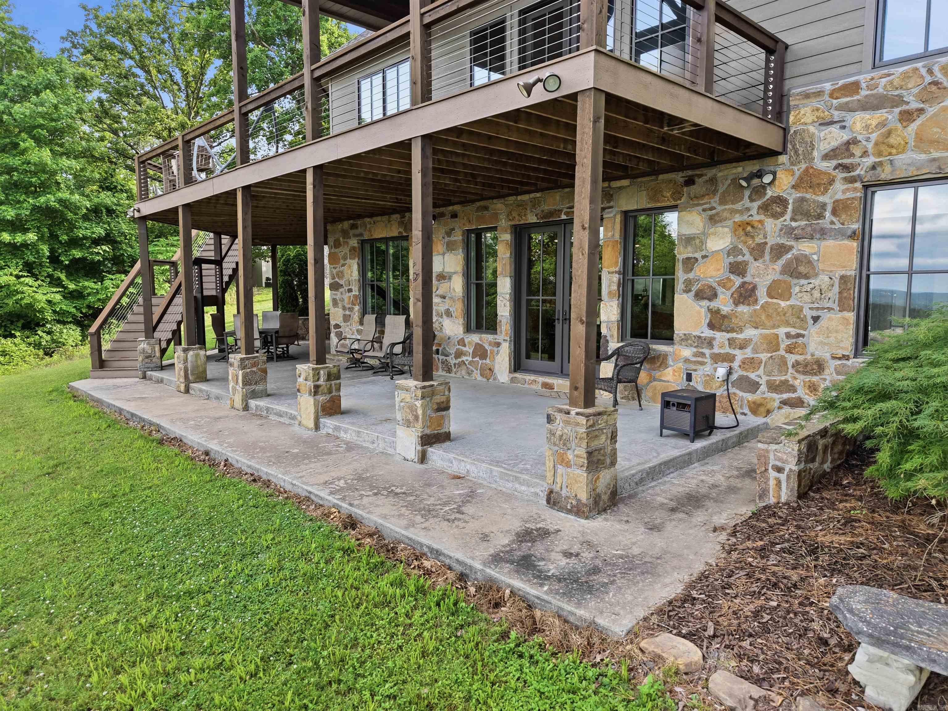 61 The Bluffs Dr  Edgemont, AR