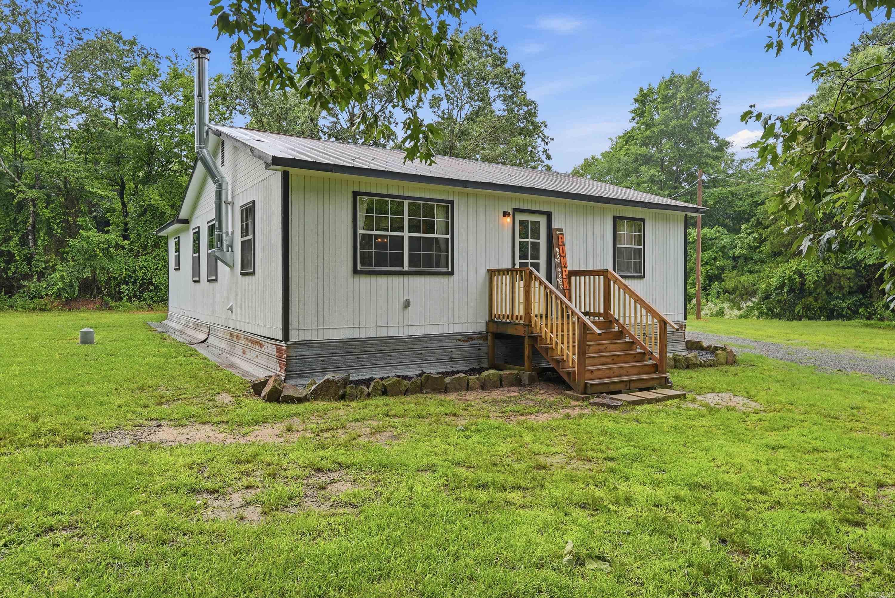 121 Pumpkin Center Circle  Quitman, AR