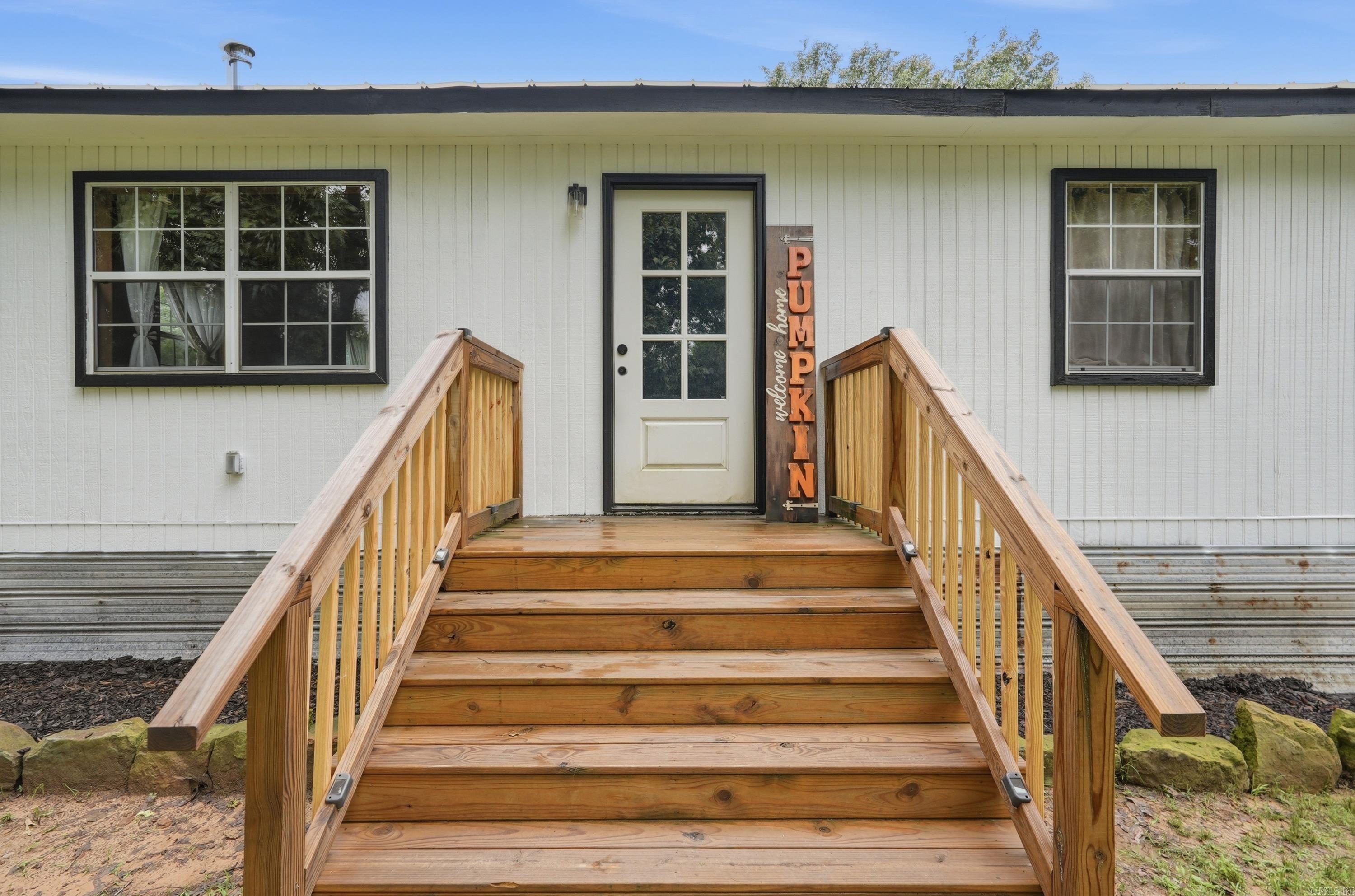 121 Pumpkin Center Circle  Quitman, AR