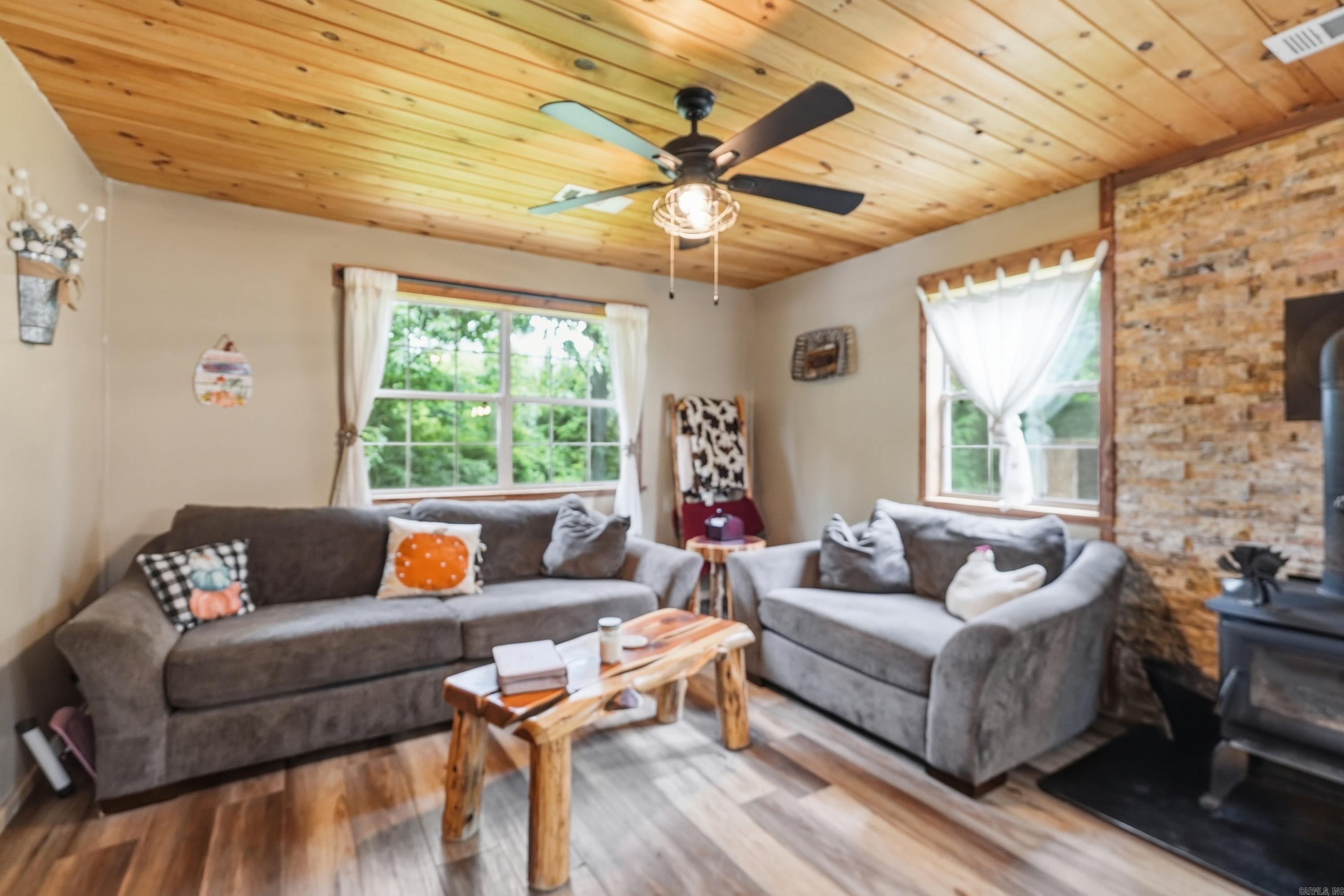 121 Pumpkin Center Circle  Quitman, AR