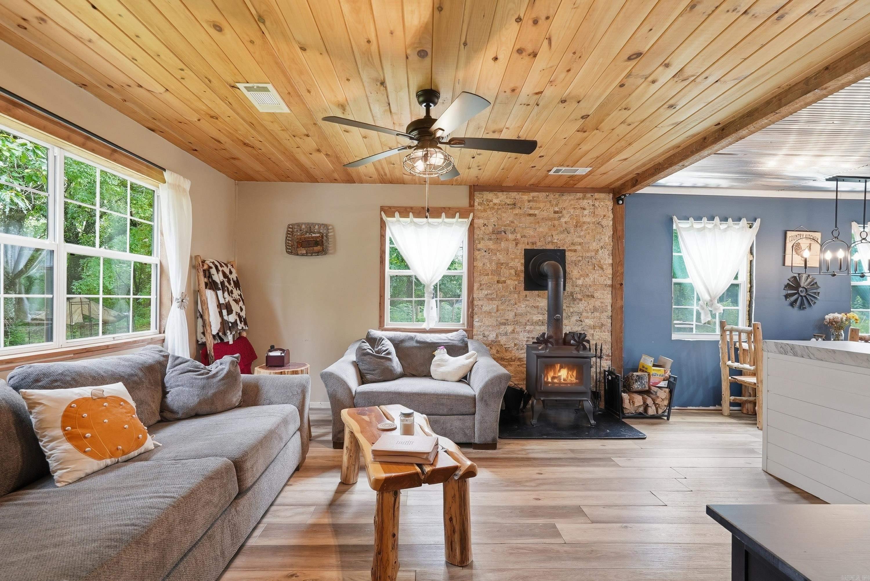 121 Pumpkin Center Circle  Quitman, AR