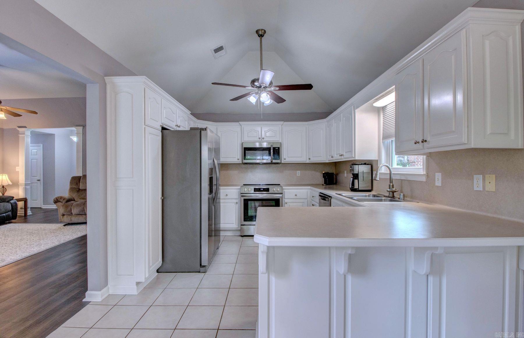 21 West Point Drive  Maumelle, AR