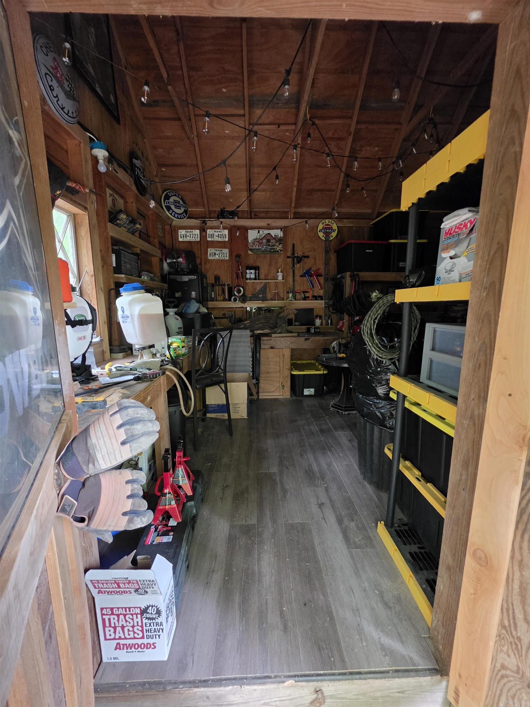 4972 Highway 8 East  Mena, AR