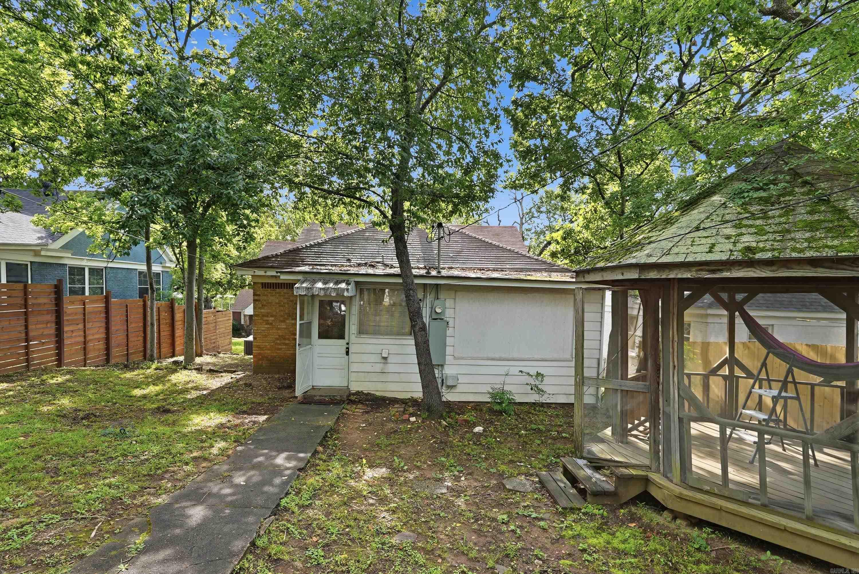 304 N Schiller  Little Rock, AR