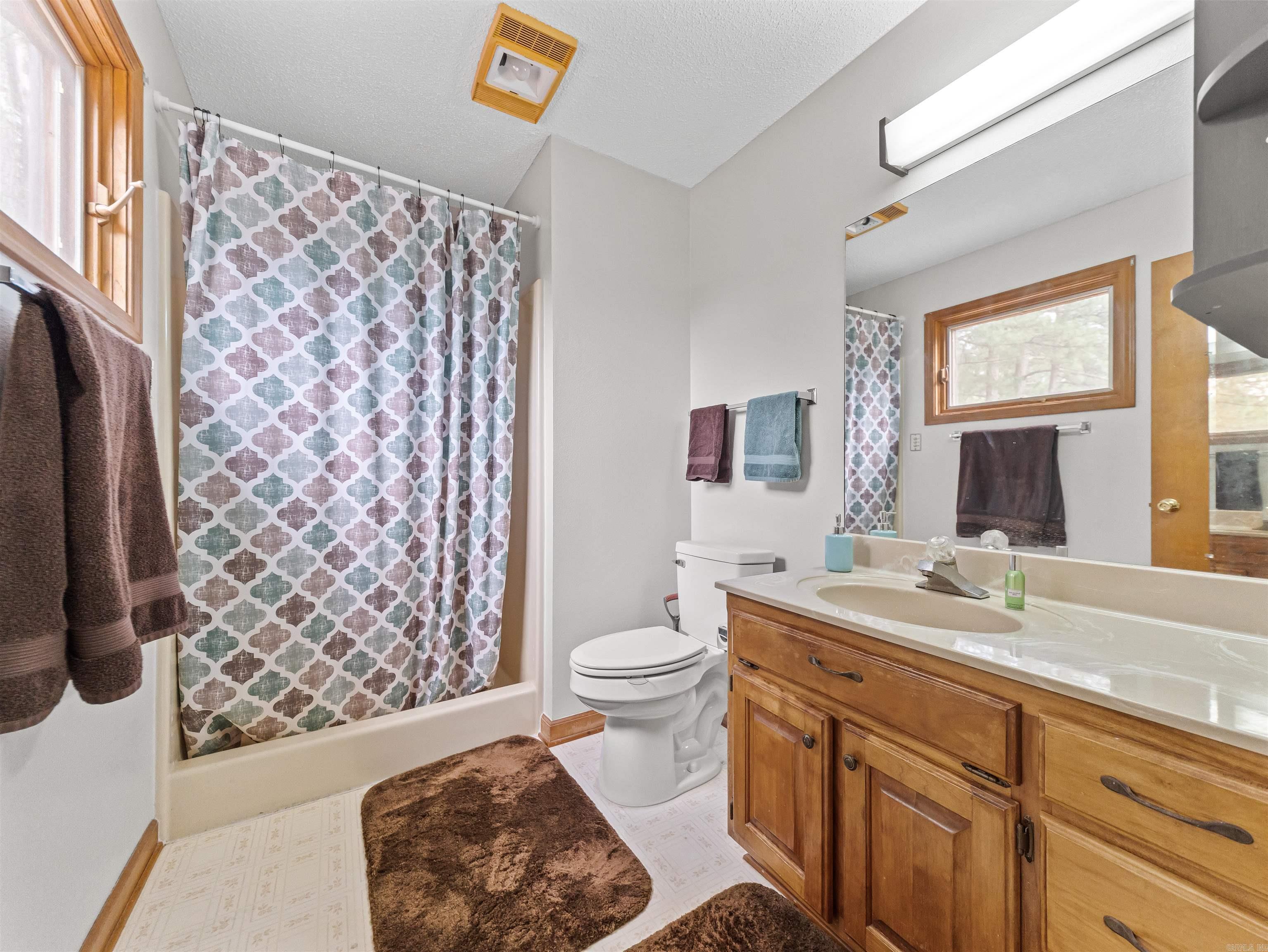 39 Hayuco Way  Hot Springs, AR