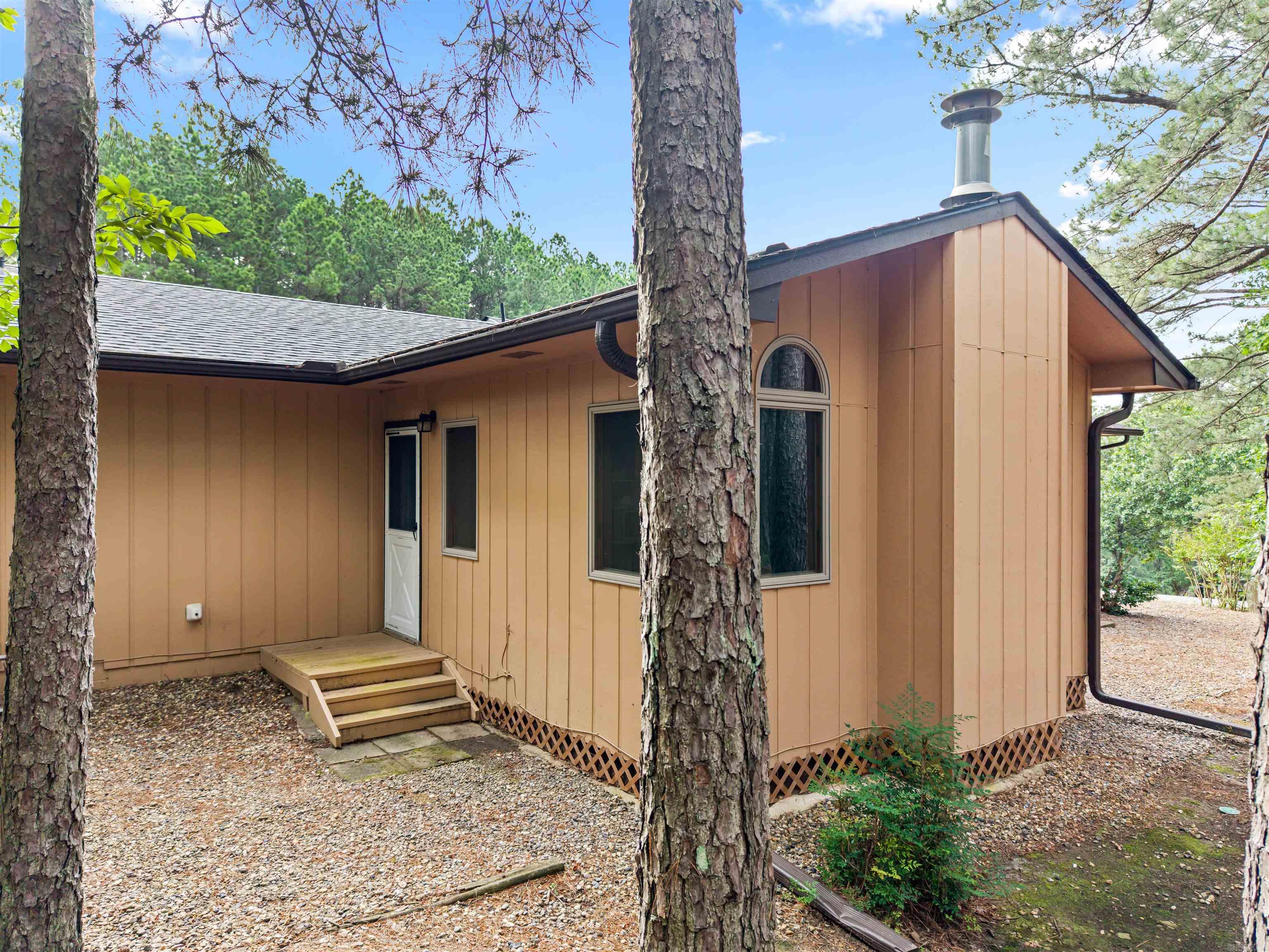 39 Hayuco Way  Hot Springs, AR