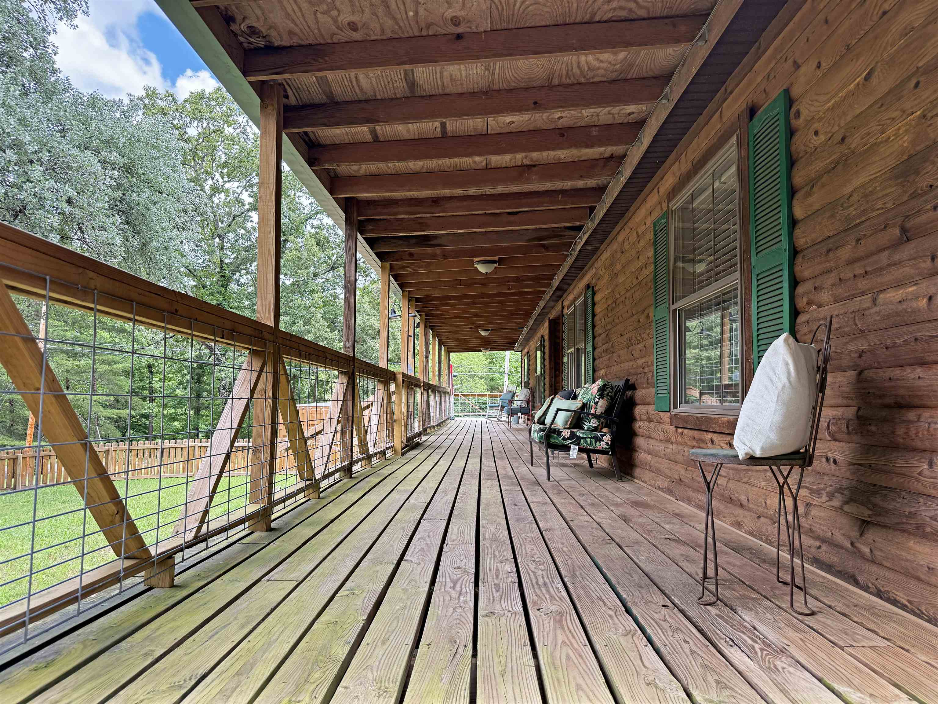 6390 West Road Mount Pleasant, AR 72561