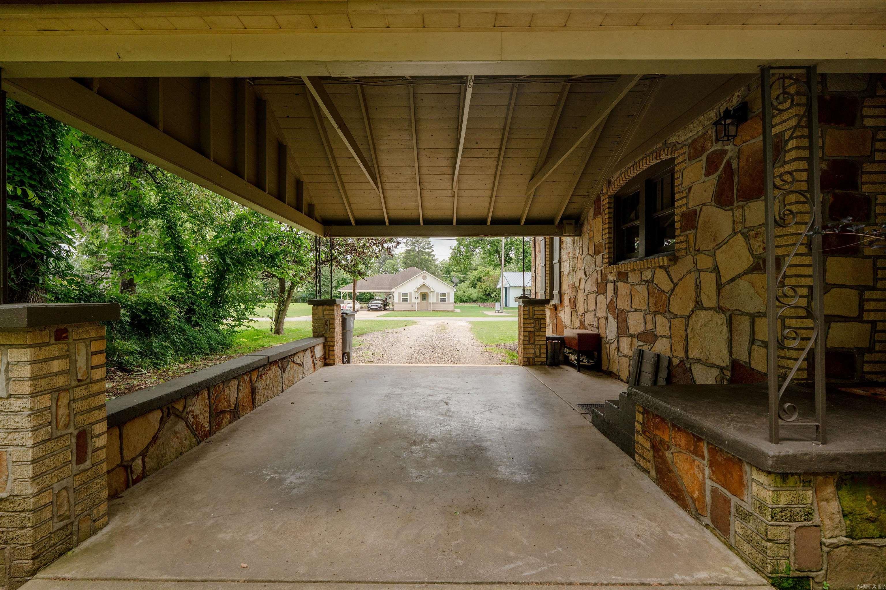 1010 W Center  Searcy, AR