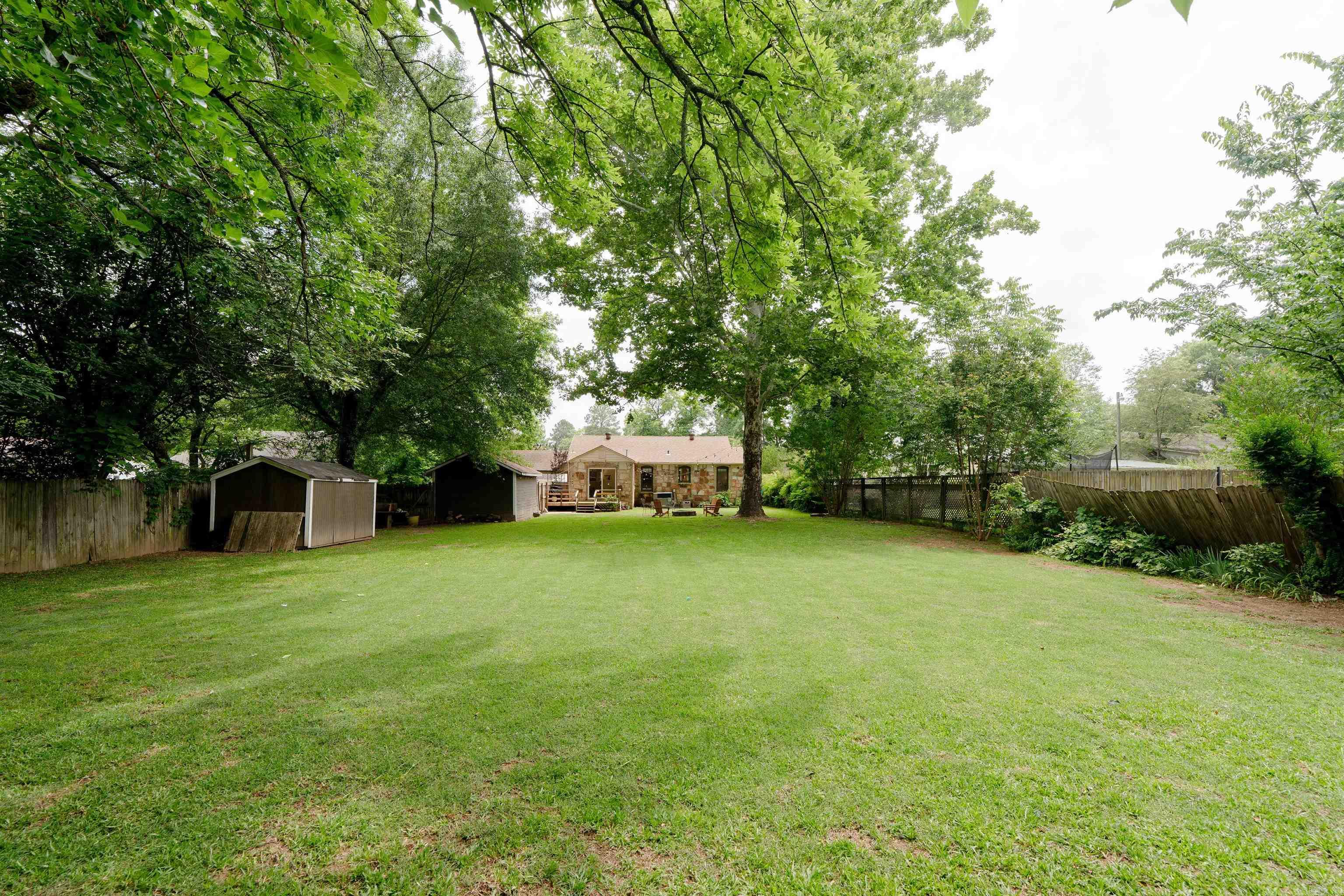 1010 W Center  Searcy, AR