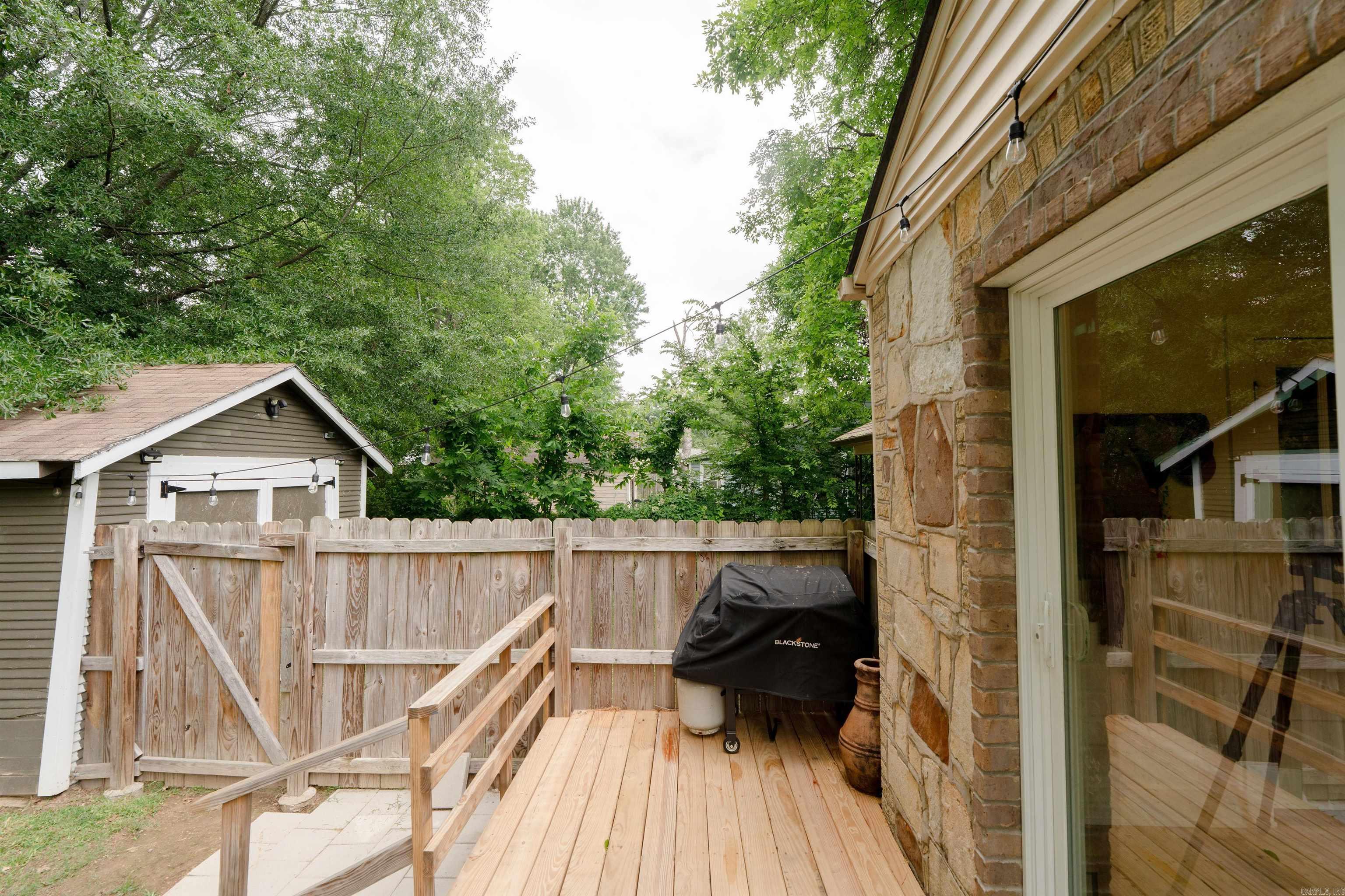 1010 W Center  Searcy, AR