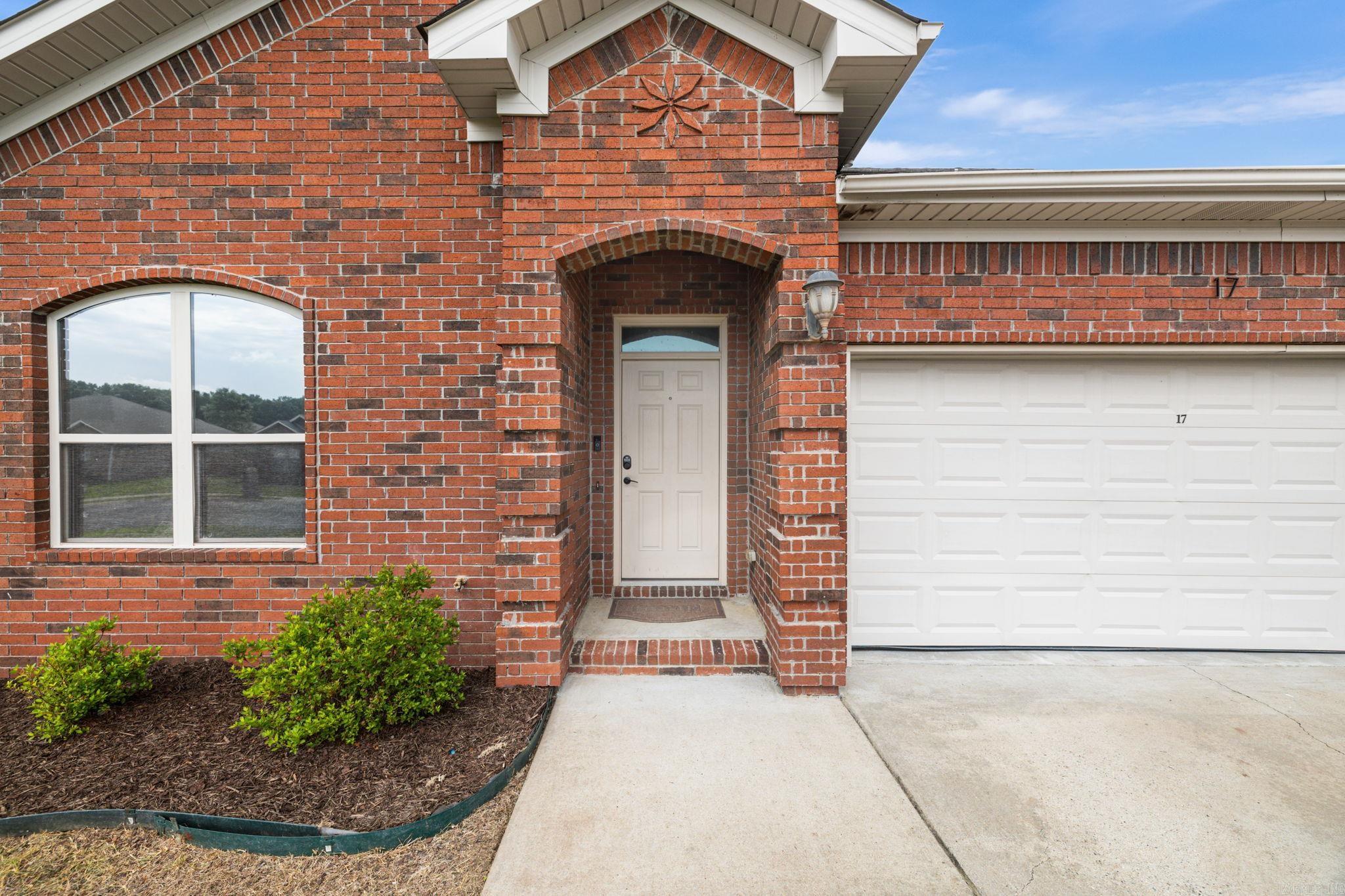 17 Stonehenge  Cabot, AR