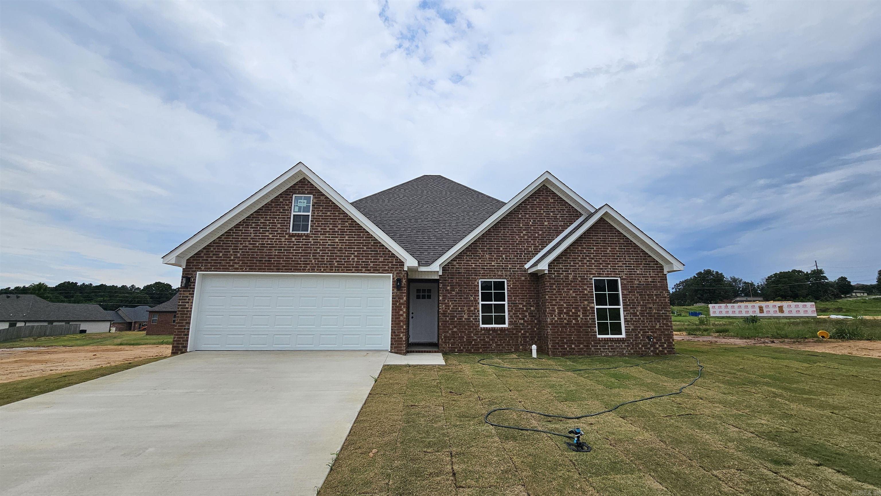 2212 S 19th  Paragould, AR