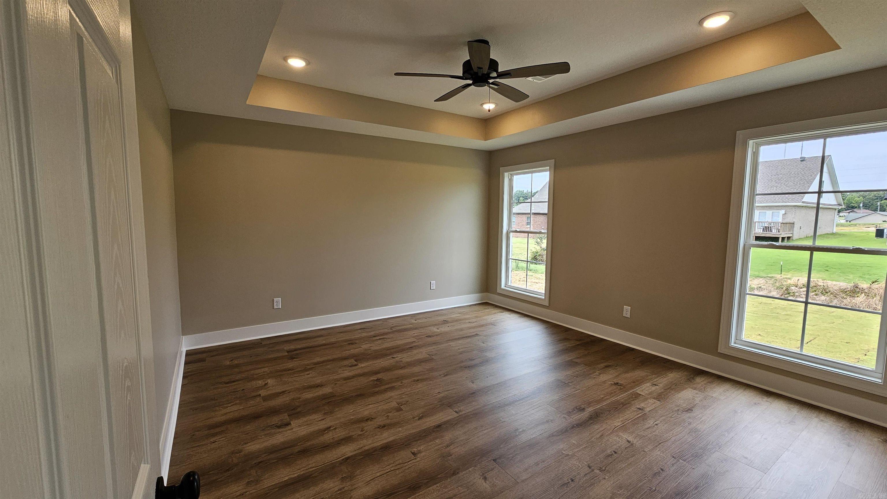 2212 S 19th  Paragould, AR