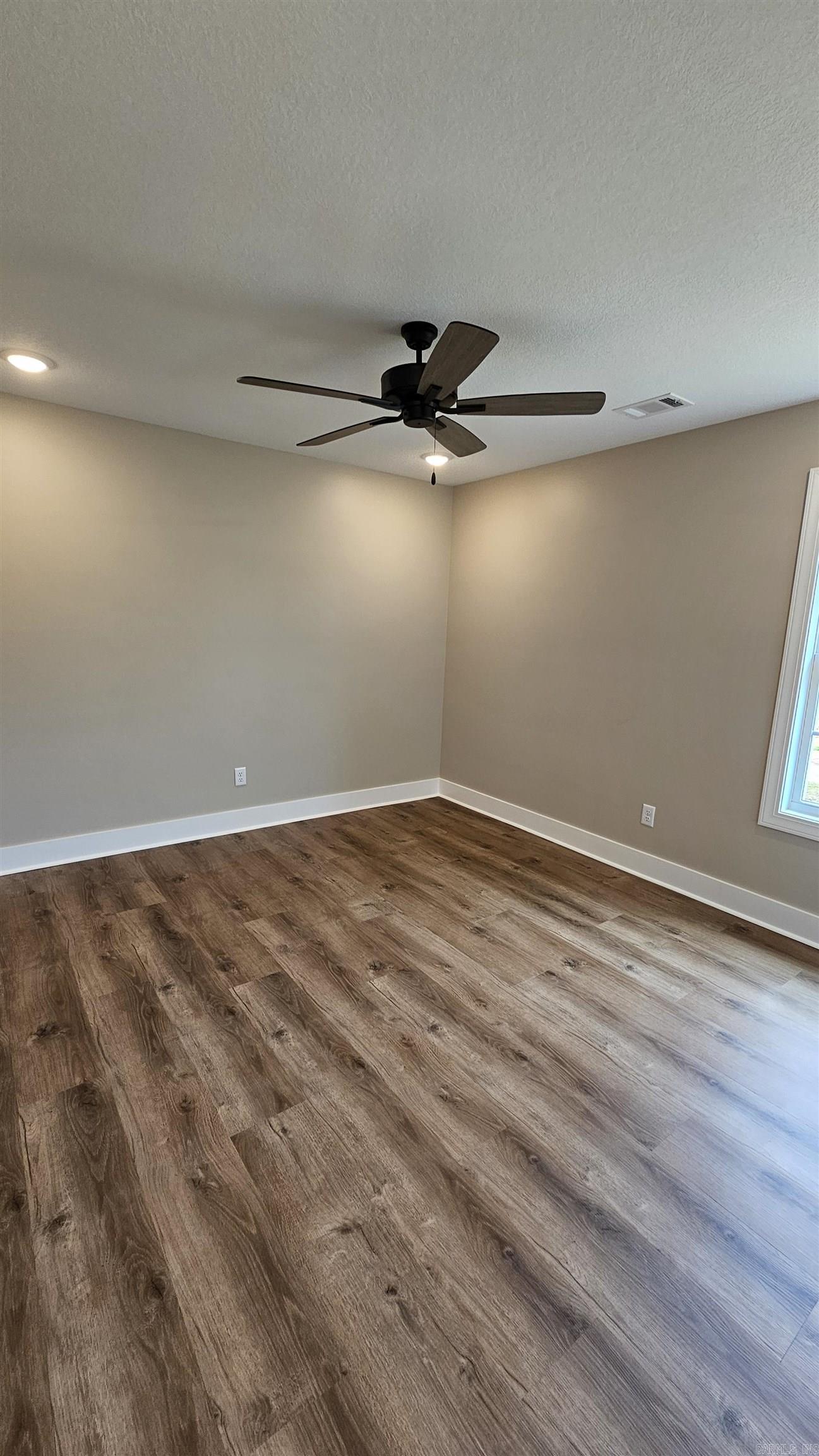 2212 S 19th  Paragould, AR