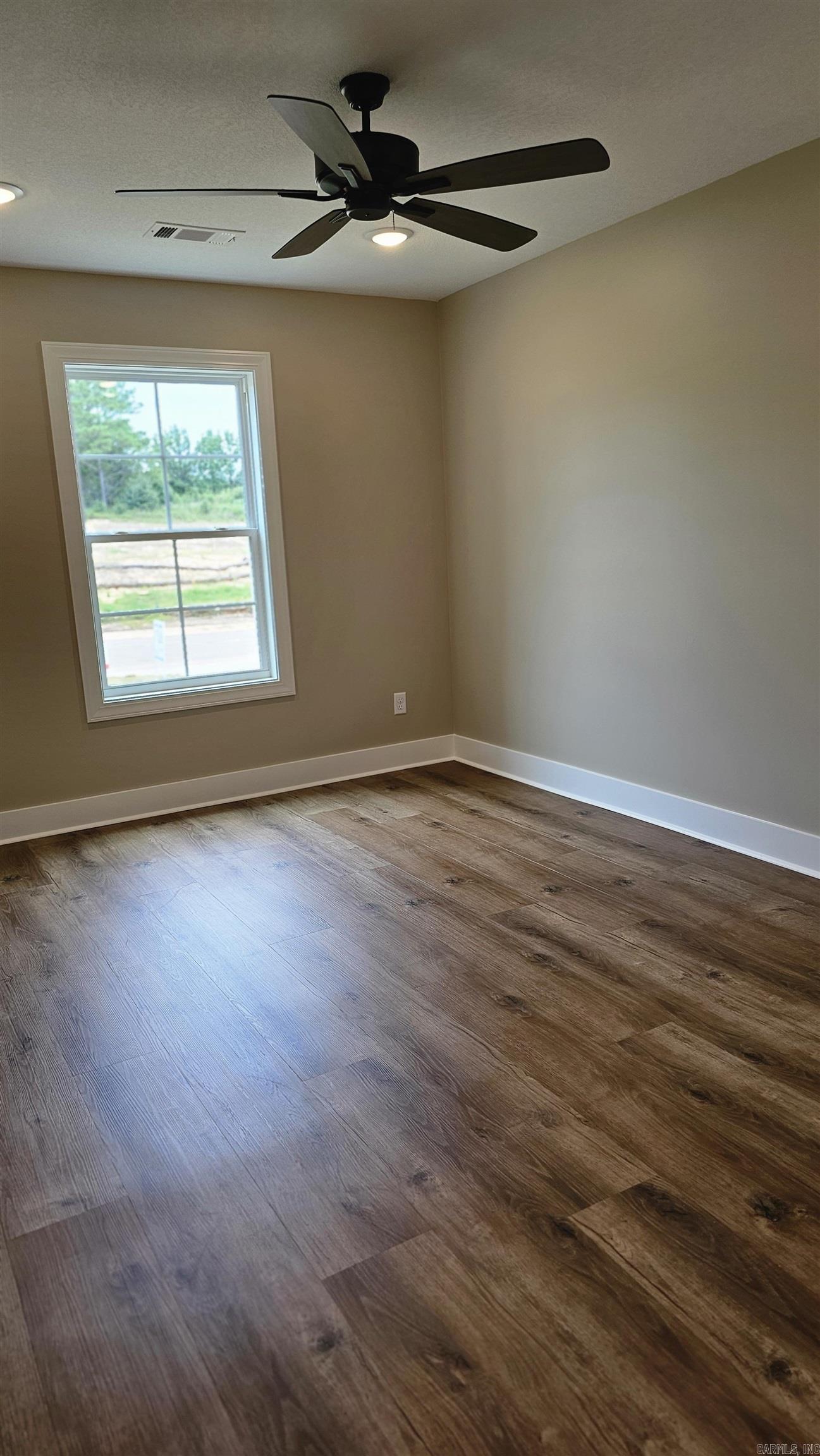 2212 S 19th  Paragould, AR