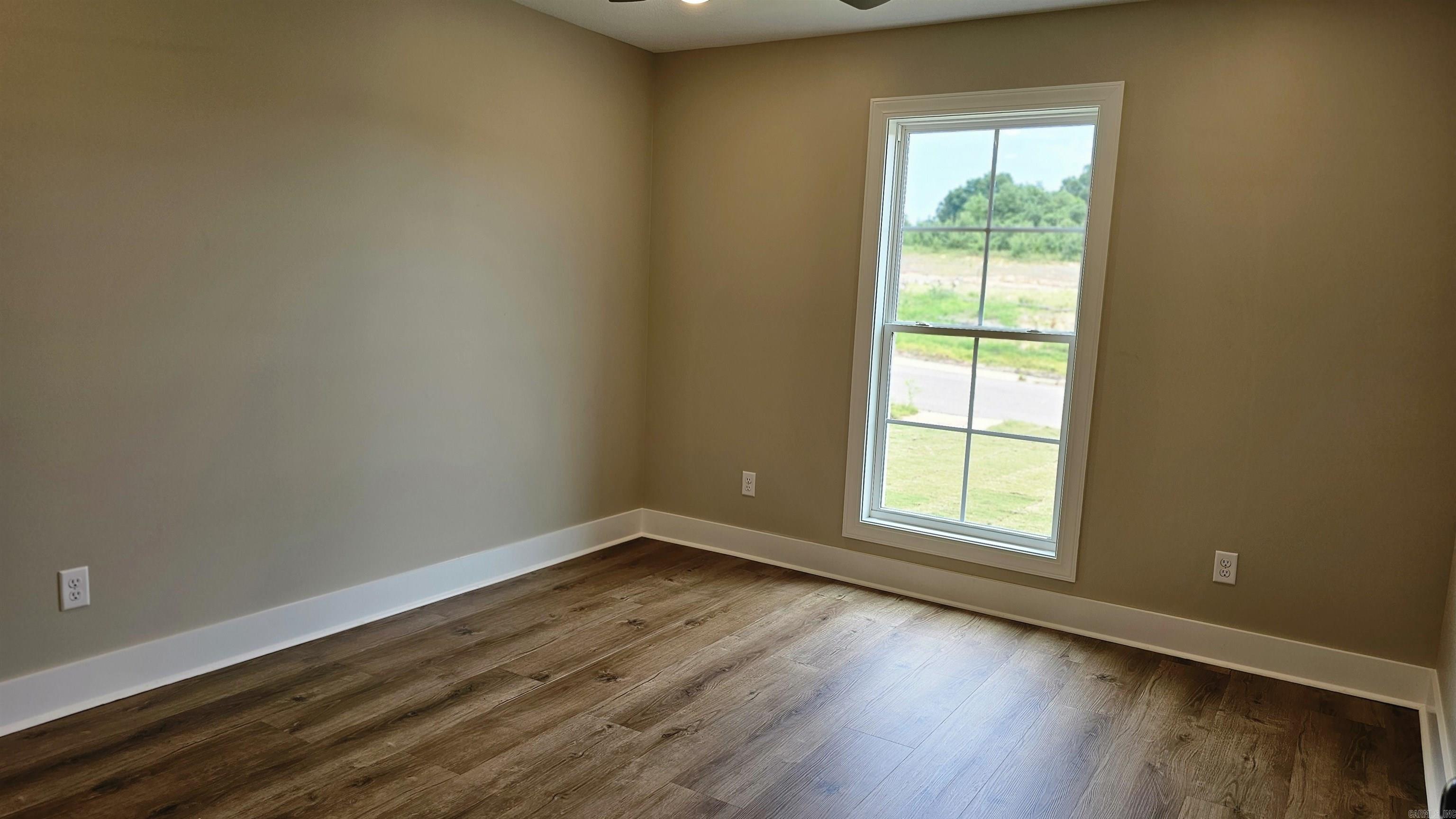2212 S 19th  Paragould, AR