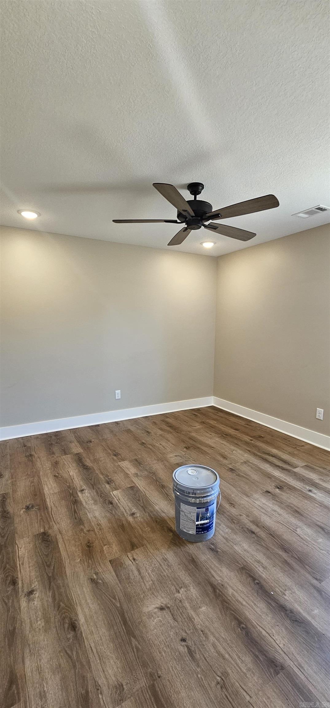 2212 S 19th  Paragould, AR